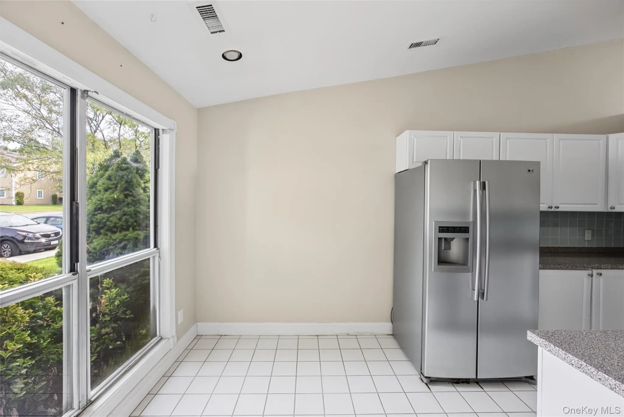 65 Eric Drive, Brookhaven, NY, 2 Bedrooms Bedrooms, 5 Rooms Rooms,2 BathroomsBathrooms,Residential,For Rent,Eric,0,1055595 65 Eric Drive, Brookhaven, NY, 2 Bedrooms Bedrooms, 5 Rooms Rooms,2 BathroomsBathrooms,Residential,For Rent,Eric,0,1055595