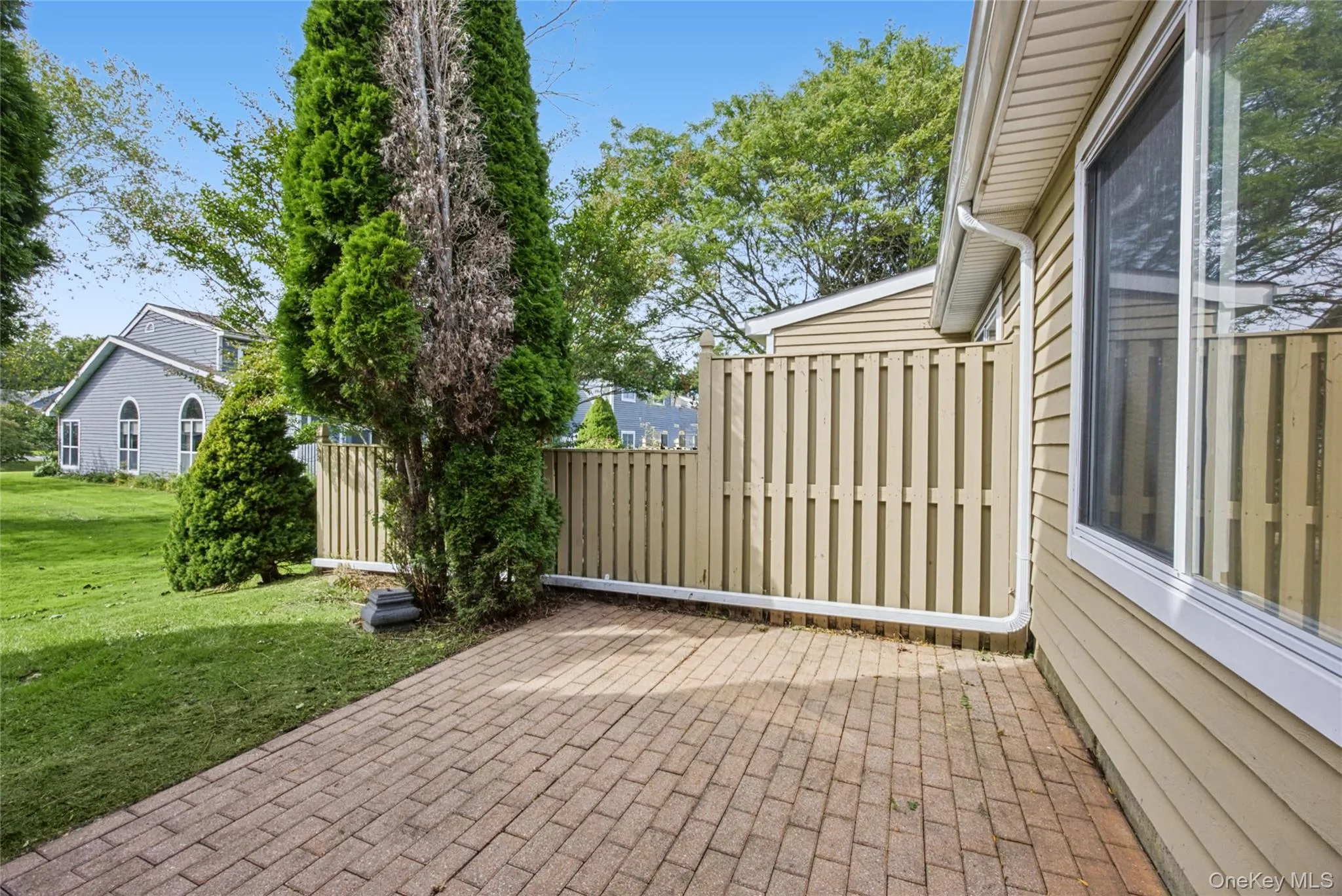 65 Eric Drive, Brookhaven, NY, 2 Bedrooms Bedrooms, 5 Rooms Rooms,2 BathroomsBathrooms,Residential,For Rent,Eric,0,1055595 65 Eric Drive, Brookhaven, NY, 2 Bedrooms Bedrooms, 5 Rooms Rooms,2 BathroomsBathrooms,Residential,For Rent,Eric,0,1055595