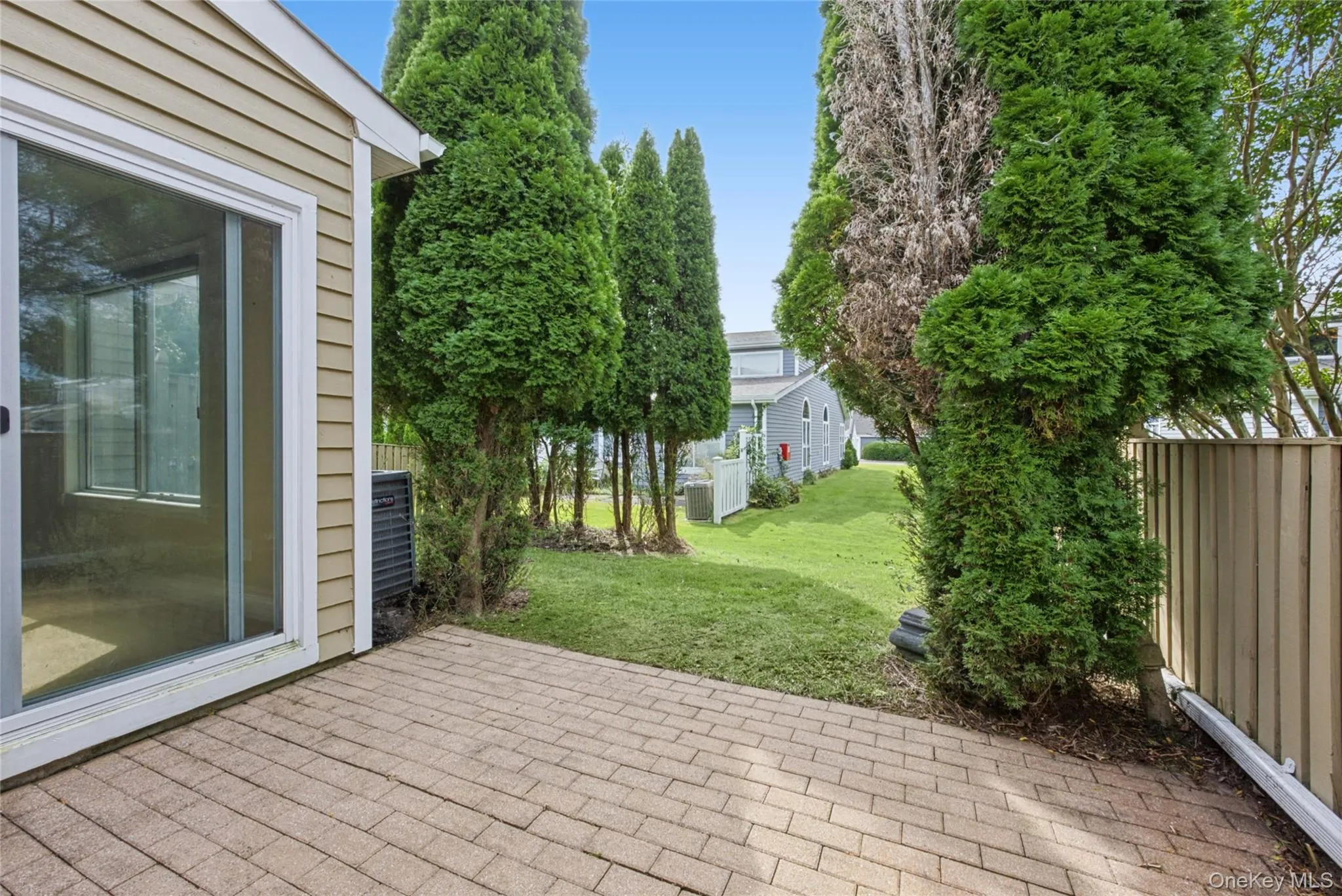 65 Eric Drive, Brookhaven, NY, 2 Bedrooms Bedrooms, 5 Rooms Rooms,2 BathroomsBathrooms,Residential,For Rent,Eric,0,1055595 65 Eric Drive, Brookhaven, NY, 2 Bedrooms Bedrooms, 5 Rooms Rooms,2 BathroomsBathrooms,Residential,For Rent,Eric,0,1055595