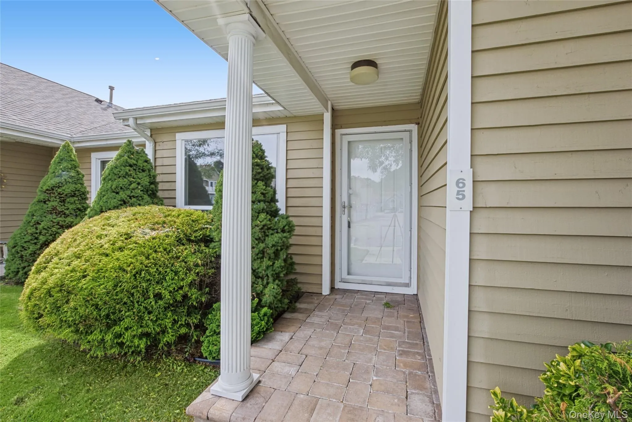 65 Eric Drive, Brookhaven, NY, 2 Bedrooms Bedrooms, 5 Rooms Rooms,2 BathroomsBathrooms,Residential,For Rent,Eric,0,1055595 65 Eric Drive, Brookhaven, NY, 2 Bedrooms Bedrooms, 5 Rooms Rooms,2 BathroomsBathrooms,Residential,For Rent,Eric,0,1055595