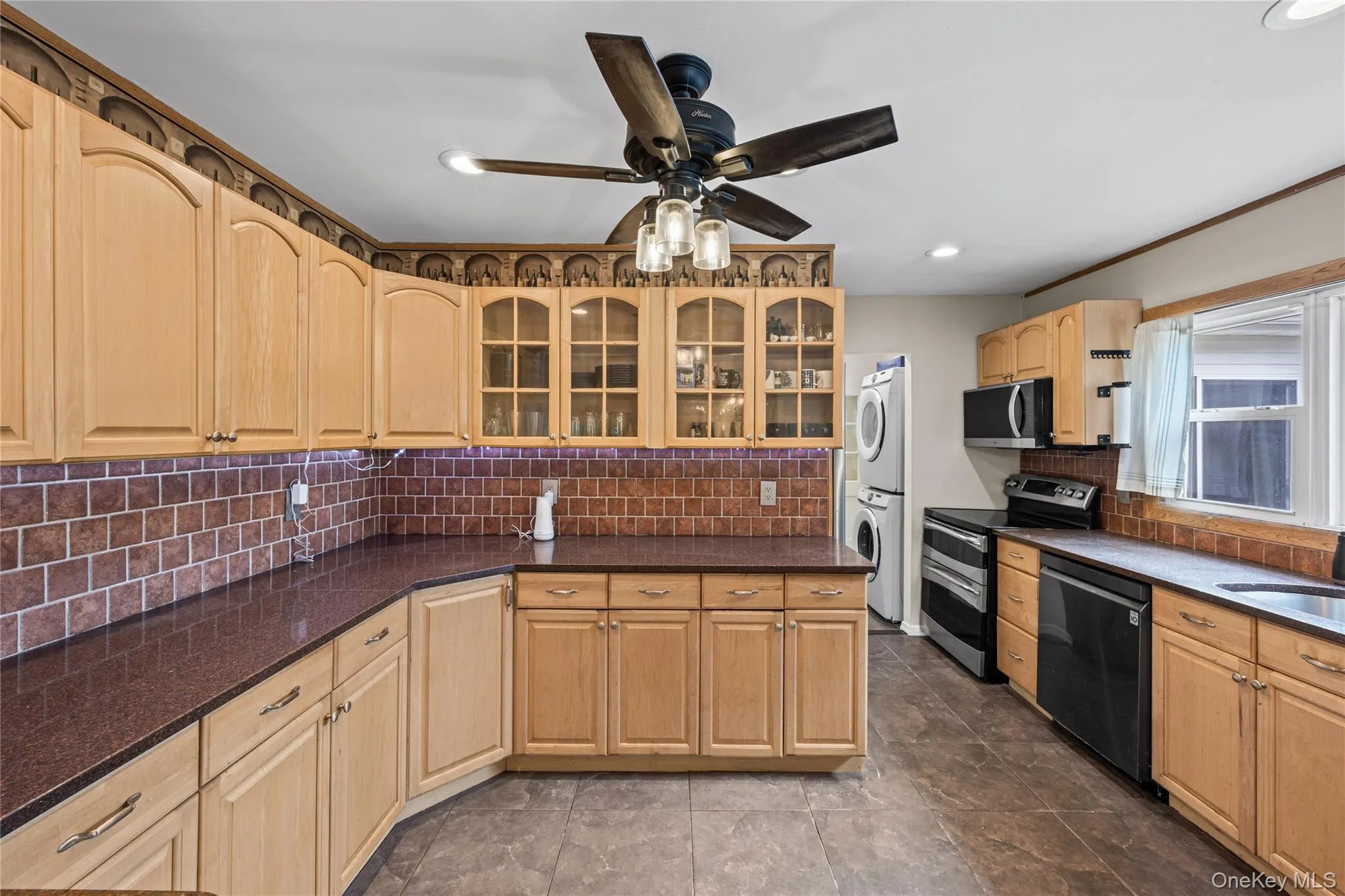 23 Wedgewood Drive, Brookhaven, NY, 4 Bedrooms Bedrooms, 8 Rooms Rooms,2 BathroomsBathrooms,Residential,For Rent,Wedgewood,0,1055596 23 Wedgewood Drive, Brookhaven, NY, 4 Bedrooms Bedrooms, 8 Rooms Rooms,2 BathroomsBathrooms,Residential,For Rent,Wedgewood,0,1055596