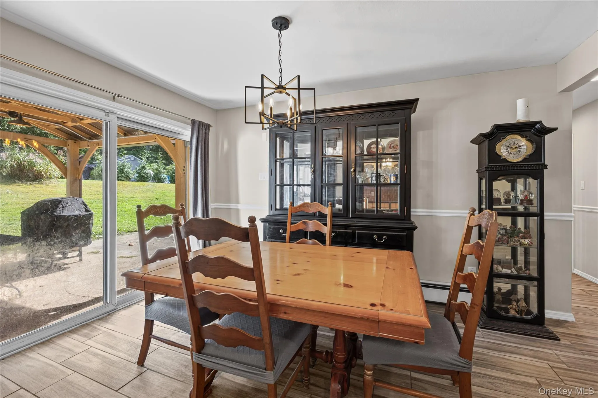 23 Wedgewood Drive, Brookhaven, NY, 4 Bedrooms Bedrooms, 8 Rooms Rooms,2 BathroomsBathrooms,Residential,For Rent,Wedgewood,0,1055596 23 Wedgewood Drive, Brookhaven, NY, 4 Bedrooms Bedrooms, 8 Rooms Rooms,2 BathroomsBathrooms,Residential,For Rent,Wedgewood,0,1055596