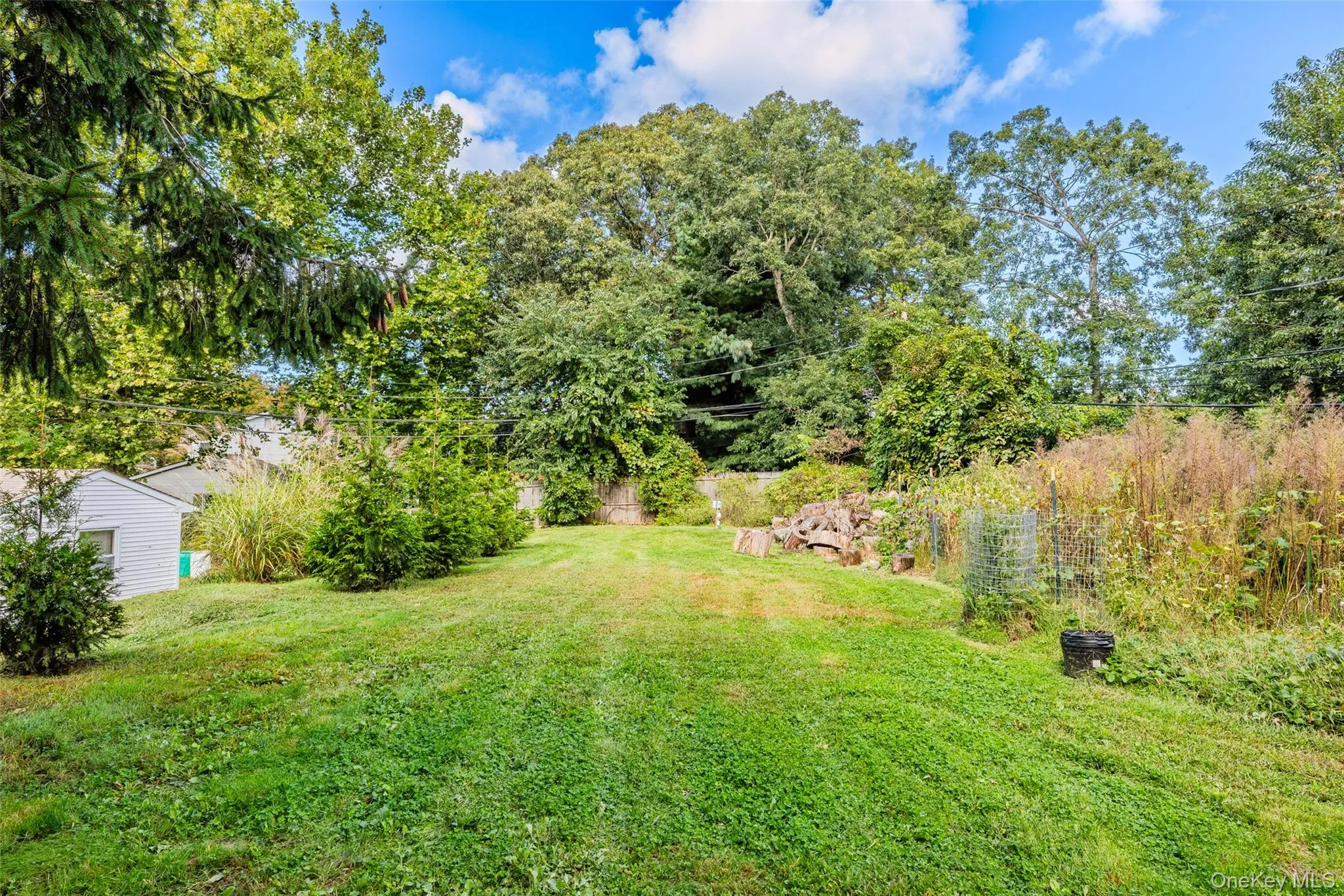 23 Wedgewood Drive, Brookhaven, NY, 4 Bedrooms Bedrooms, 8 Rooms Rooms,2 BathroomsBathrooms,Residential,For Rent,Wedgewood,0,1055596 23 Wedgewood Drive, Brookhaven, NY, 4 Bedrooms Bedrooms, 8 Rooms Rooms,2 BathroomsBathrooms,Residential,For Rent,Wedgewood,0,1055596
