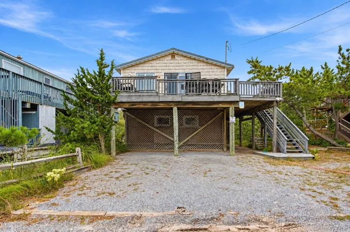 409 A Dune Road, Southampton, New York 11978