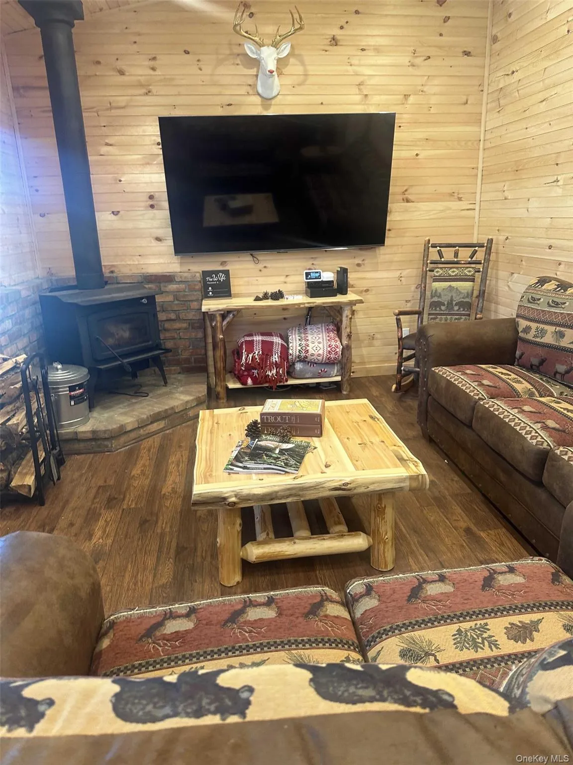 989 Chiloway Road, Colchester, NY, 2 Bedrooms Bedrooms, 12 Rooms Rooms,1 BathroomBathrooms,Residential,For Rent,Chiloway,0,1055603 989 Chiloway Road, Colchester, NY, 2 Bedrooms Bedrooms, 12 Rooms Rooms,1 BathroomBathrooms,Residential,For Rent,Chiloway,0,1055603