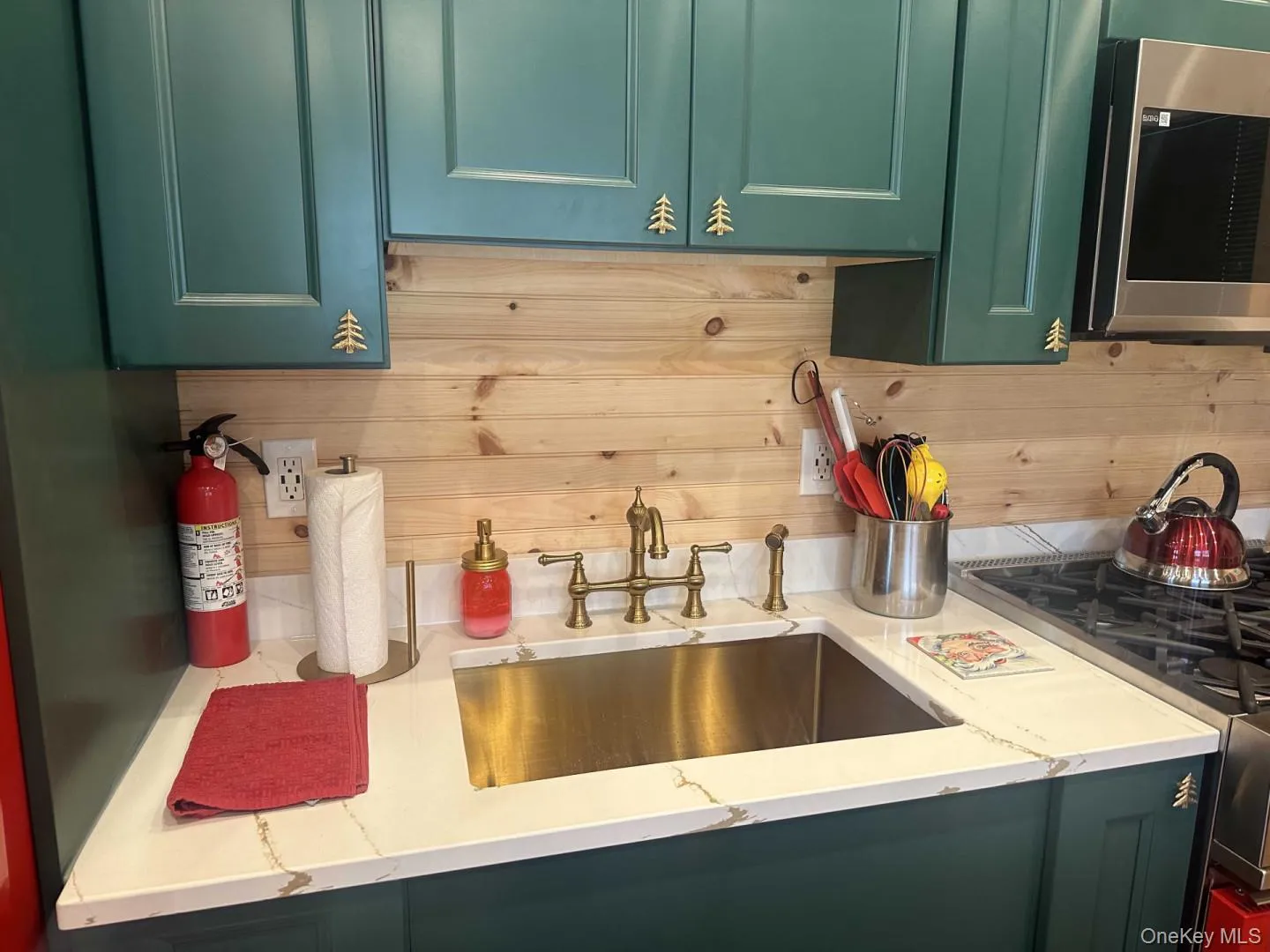 989 Chiloway Road, Colchester, NY, 2 Bedrooms Bedrooms, 12 Rooms Rooms,1 BathroomBathrooms,Residential,For Rent,Chiloway,0,1055603 989 Chiloway Road, Colchester, NY, 2 Bedrooms Bedrooms, 12 Rooms Rooms,1 BathroomBathrooms,Residential,For Rent,Chiloway,0,1055603