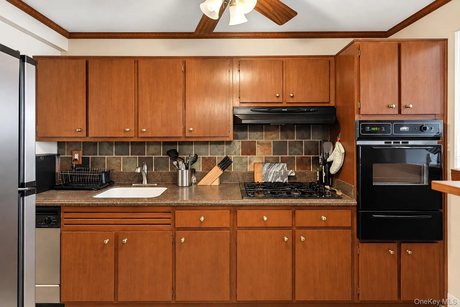 333 Broadway, Long Beach, NY, 1 Bedroom Bedrooms, 3 Rooms Rooms,1 BathroomBathrooms,Residential,For Rent,Broadway,0,1055608 333 Broadway, Long Beach, NY, 1 Bedroom Bedrooms, 3 Rooms Rooms,1 BathroomBathrooms,Residential,For Rent,Broadway,0,1055608