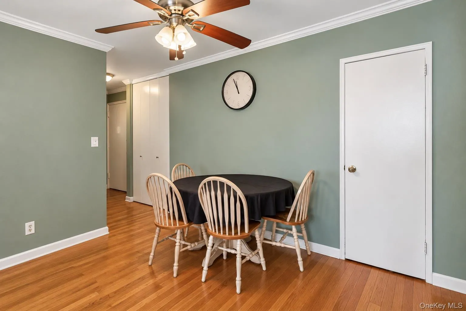 333 Broadway, Long Beach, NY, 1 Bedroom Bedrooms, 3 Rooms Rooms,1 BathroomBathrooms,Residential,For Rent,Broadway,0,1055608 333 Broadway, Long Beach, NY, 1 Bedroom Bedrooms, 3 Rooms Rooms,1 BathroomBathrooms,Residential,For Rent,Broadway,0,1055608