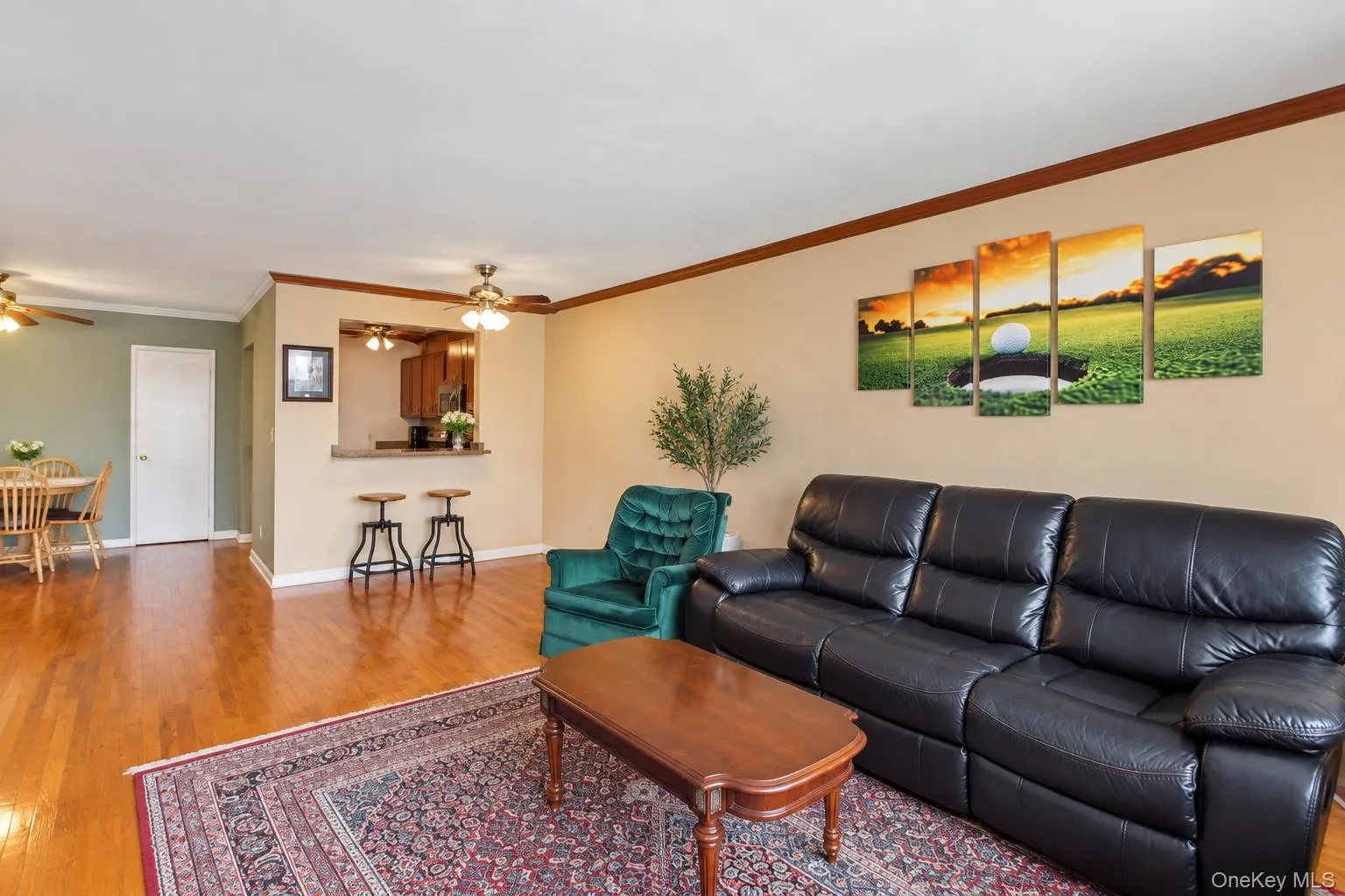 333 Broadway, Long Beach, NY, 1 Bedroom Bedrooms, 3 Rooms Rooms,1 BathroomBathrooms,Residential,For Rent,Broadway,0,1055608 333 Broadway, Long Beach, NY, 1 Bedroom Bedrooms, 3 Rooms Rooms,1 BathroomBathrooms,Residential,For Rent,Broadway,0,1055608