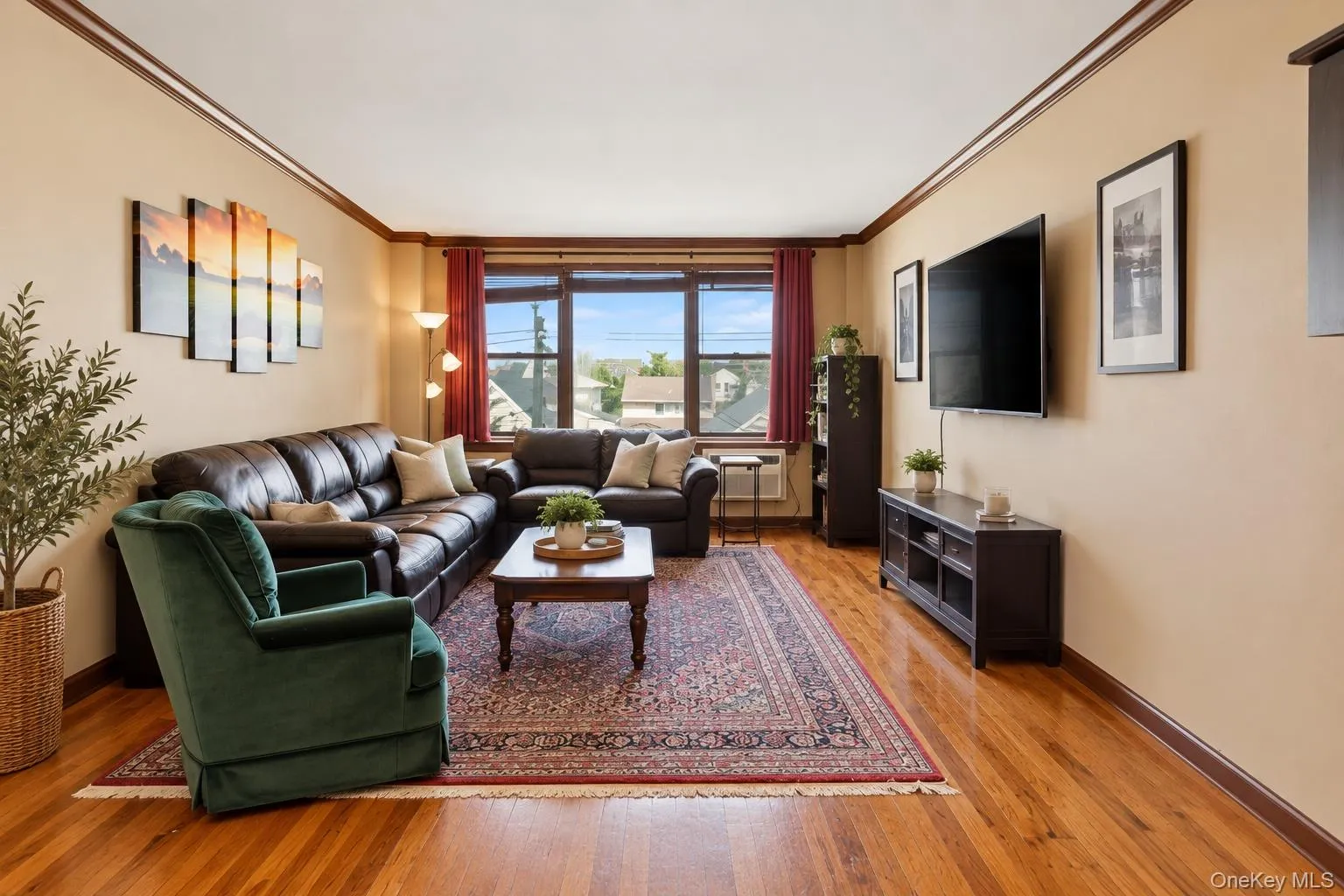333 Broadway, Long Beach, NY, 1 Bedroom Bedrooms, 3 Rooms Rooms,1 BathroomBathrooms,Residential,For Rent,Broadway,0,1055608 333 Broadway, Long Beach, NY, 1 Bedroom Bedrooms, 3 Rooms Rooms,1 BathroomBathrooms,Residential,For Rent,Broadway,0,1055608
