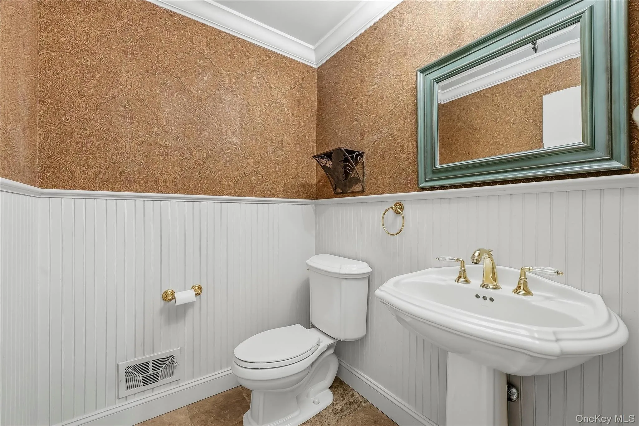 Lower level bathroom. Lower level bathroom.
