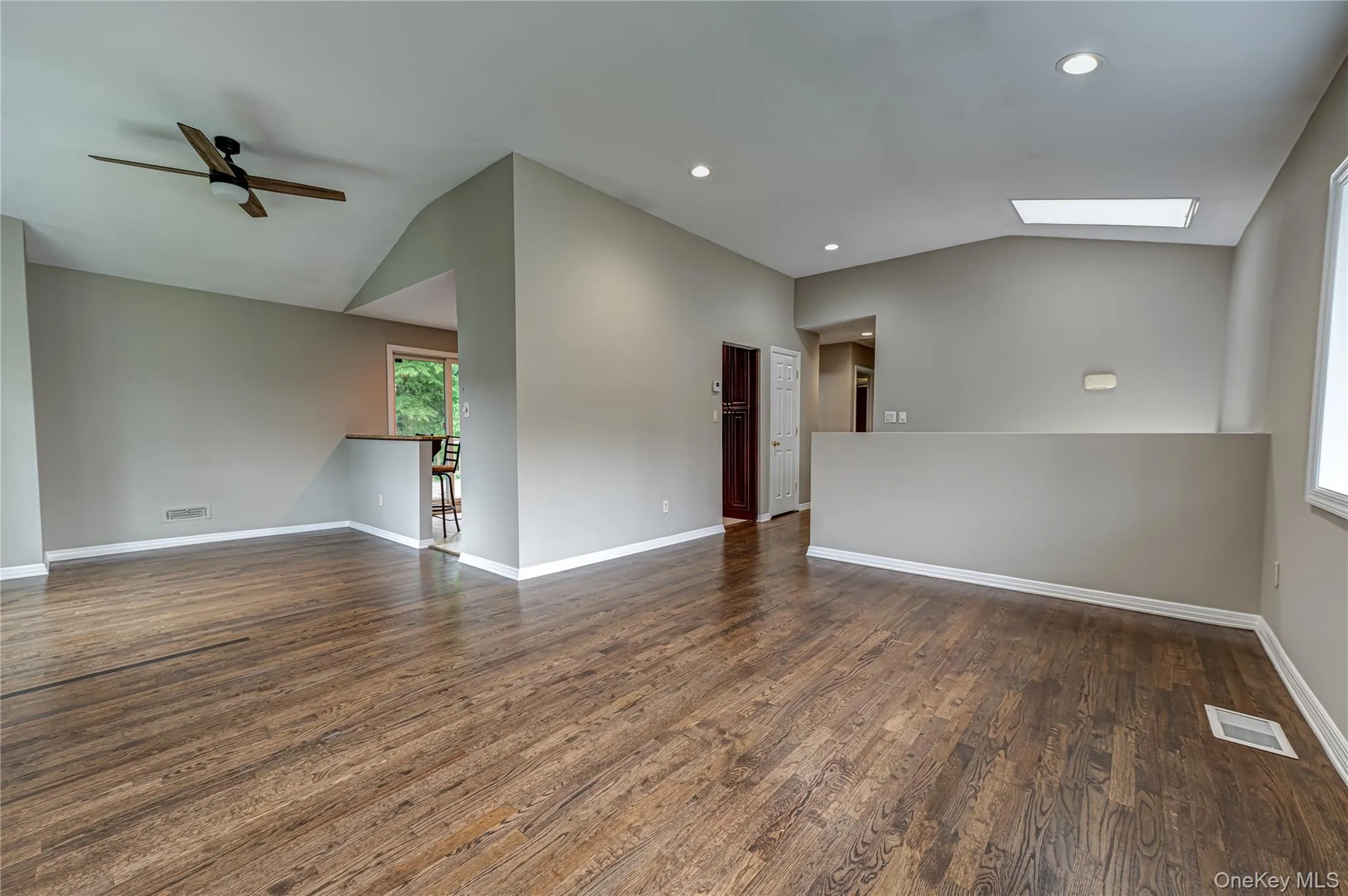 7 Don Lane, Islip, NY, 4 Bedrooms Bedrooms, 8 Rooms Rooms,2 BathroomsBathrooms,Residential,For Rent,Don,0,1055623 7 Don Lane, Islip, NY, 4 Bedrooms Bedrooms, 8 Rooms Rooms,2 BathroomsBathrooms,Residential,For Rent,Don,0,1055623