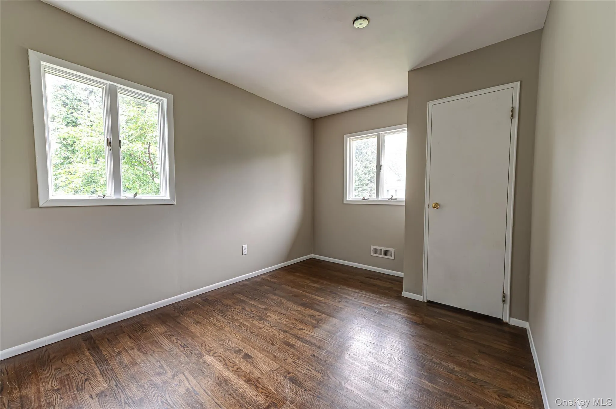 7 Don Lane, Islip, NY, 4 Bedrooms Bedrooms, 8 Rooms Rooms,2 BathroomsBathrooms,Residential,For Rent,Don,0,1055623 7 Don Lane, Islip, NY, 4 Bedrooms Bedrooms, 8 Rooms Rooms,2 BathroomsBathrooms,Residential,For Rent,Don,0,1055623