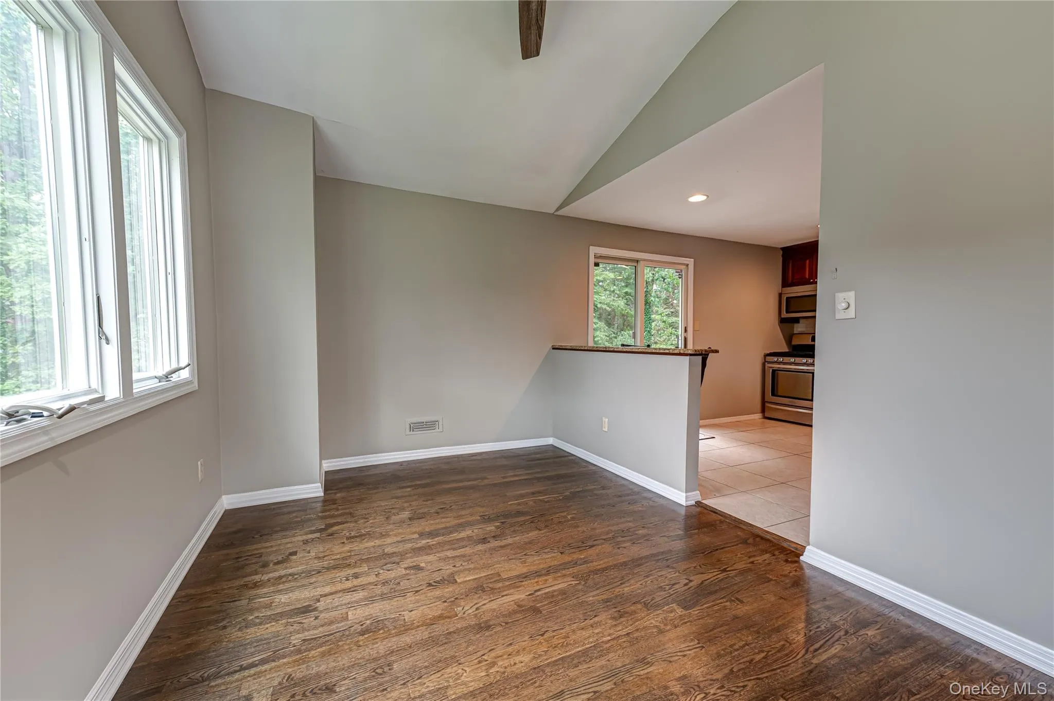 7 Don Lane, Islip, NY, 4 Bedrooms Bedrooms, 8 Rooms Rooms,2 BathroomsBathrooms,Residential,For Rent,Don,0,1055623 7 Don Lane, Islip, NY, 4 Bedrooms Bedrooms, 8 Rooms Rooms,2 BathroomsBathrooms,Residential,For Rent,Don,0,1055623