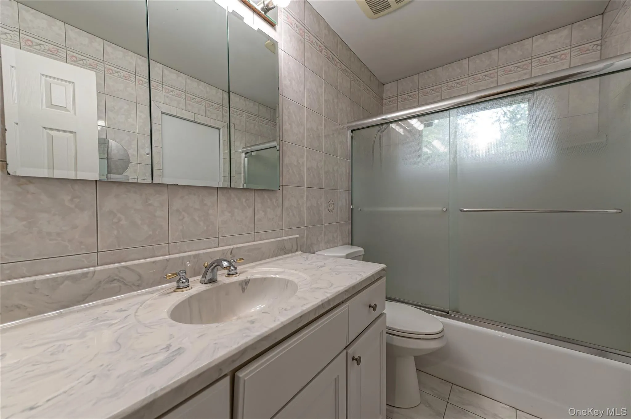 7 Don Lane, Islip, NY, 4 Bedrooms Bedrooms, 8 Rooms Rooms,2 BathroomsBathrooms,Residential,For Rent,Don,0,1055623 7 Don Lane, Islip, NY, 4 Bedrooms Bedrooms, 8 Rooms Rooms,2 BathroomsBathrooms,Residential,For Rent,Don,0,1055623
