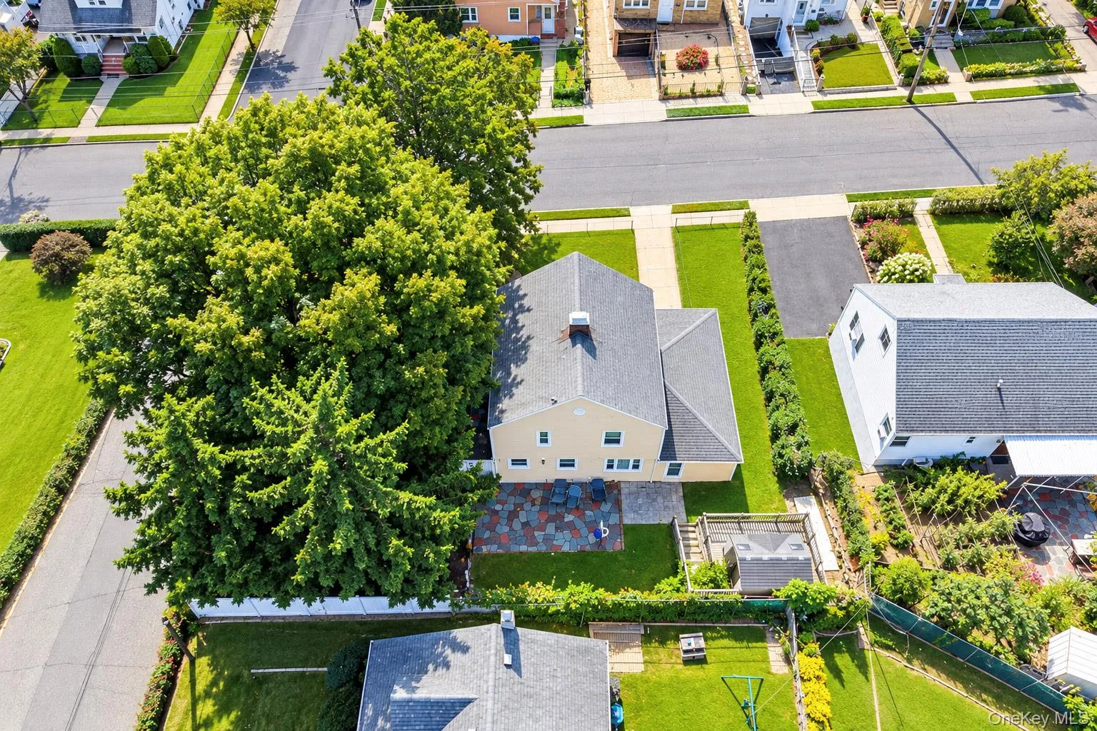 97 Page Avenue, Yonkers, NY, 3 Bedrooms Bedrooms, 7 Rooms Rooms,2 BathroomsBathrooms,Residential,For Rent,Page,0,1055624 97 Page Avenue, Yonkers, NY, 3 Bedrooms Bedrooms, 7 Rooms Rooms,2 BathroomsBathrooms,Residential,For Rent,Page,0,1055624