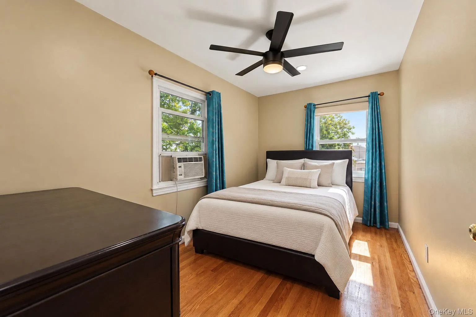 2nd Bedroom. 2nd Bedroom.
