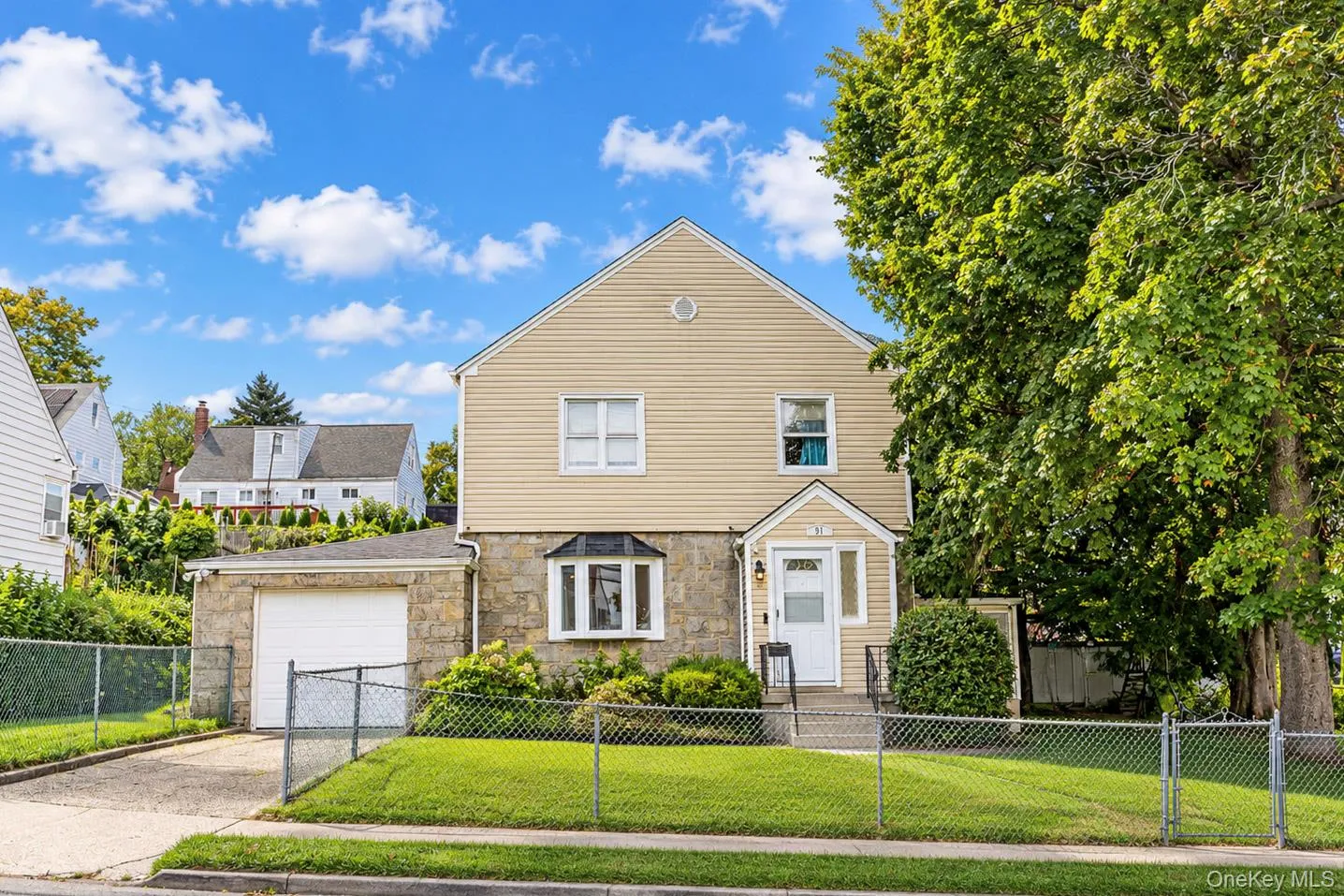 97 Page Avenue, Yonkers, NY, 3 Bedrooms Bedrooms, 7 Rooms Rooms,2 BathroomsBathrooms,Residential,For Rent,Page,0,1055624 97 Page Avenue, Yonkers, NY, 3 Bedrooms Bedrooms, 7 Rooms Rooms,2 BathroomsBathrooms,Residential,For Rent,Page,0,1055624