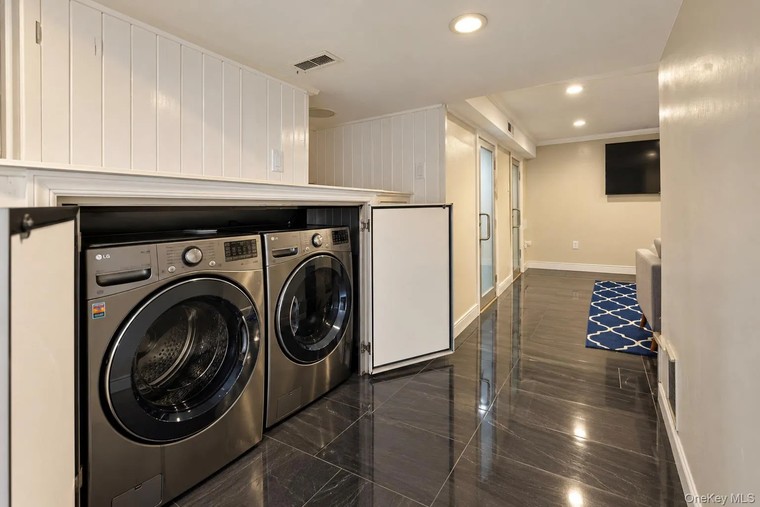 97 Page Avenue, Yonkers, NY, 3 Bedrooms Bedrooms, 7 Rooms Rooms,2 BathroomsBathrooms,Residential,For Rent,Page,0,1055624 97 Page Avenue, Yonkers, NY, 3 Bedrooms Bedrooms, 7 Rooms Rooms,2 BathroomsBathrooms,Residential,For Rent,Page,0,1055624