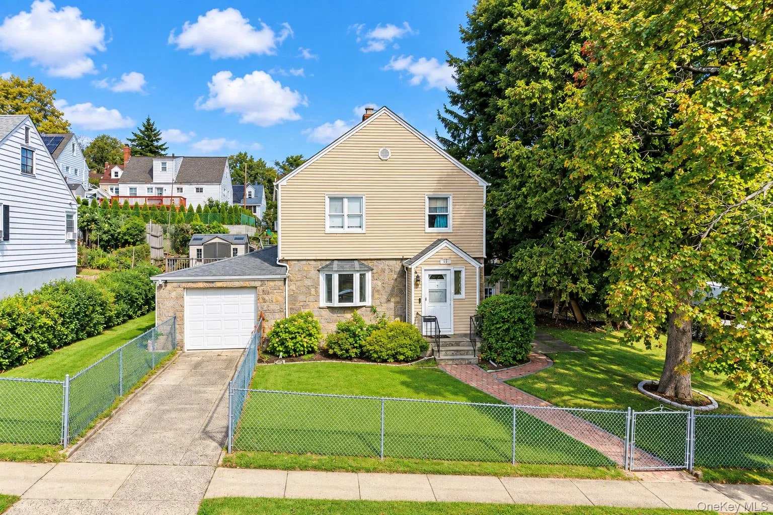 97 Page Avenue, Yonkers, NY, 3 Bedrooms Bedrooms, 7 Rooms Rooms,2 BathroomsBathrooms,Residential,For Rent,Page,0,1055624 97 Page Avenue, Yonkers, NY, 3 Bedrooms Bedrooms, 7 Rooms Rooms,2 BathroomsBathrooms,Residential,For Rent,Page,0,1055624