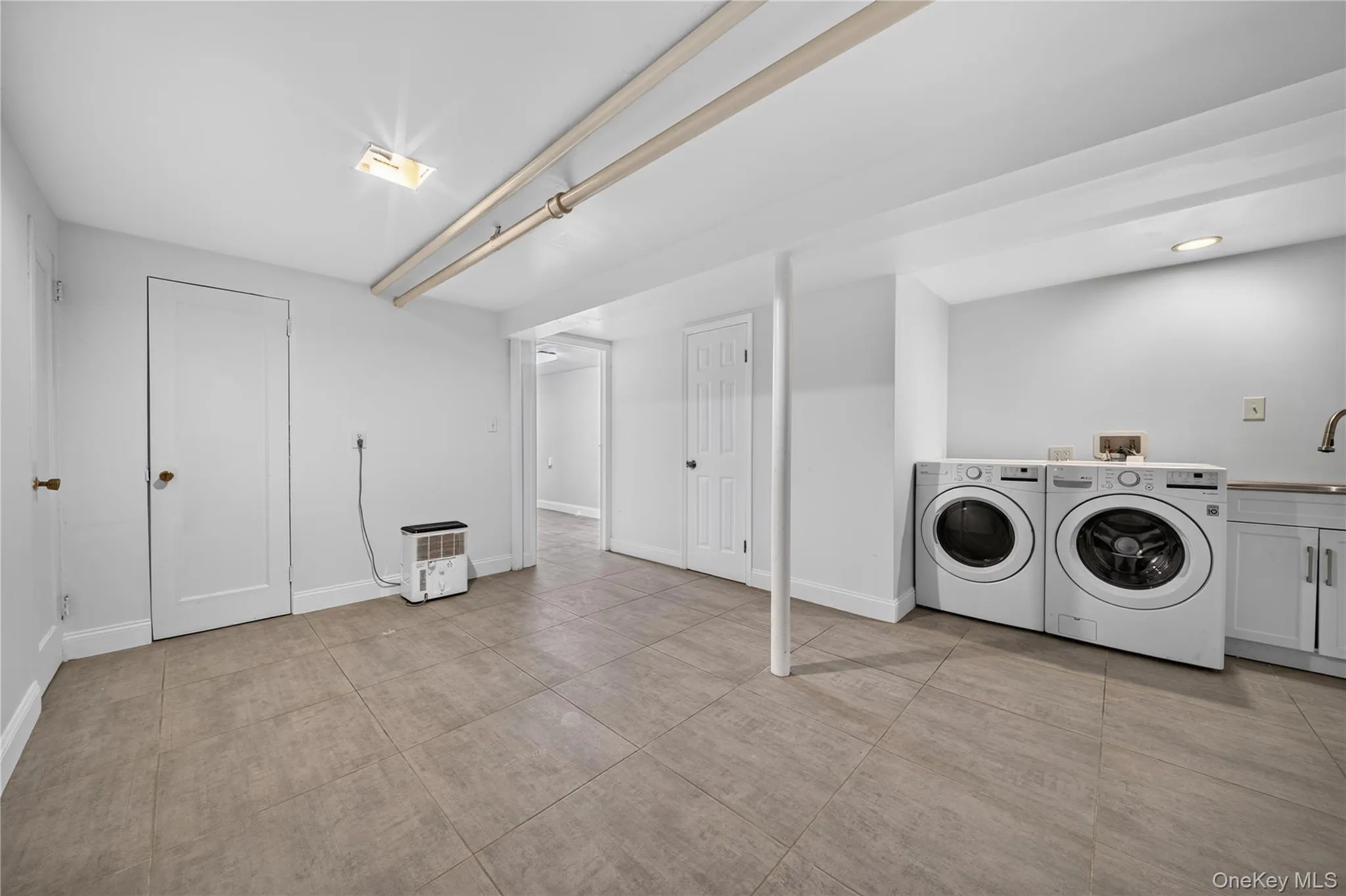 151-68 24th Avenue, New York, NY, 2 Bedrooms Bedrooms, 5 Rooms Rooms,2 BathroomsBathrooms,Residential,For Rent,24th,0,1055625 151-68 24th Avenue, New York, NY, 2 Bedrooms Bedrooms, 5 Rooms Rooms,2 BathroomsBathrooms,Residential,For Rent,24th,0,1055625