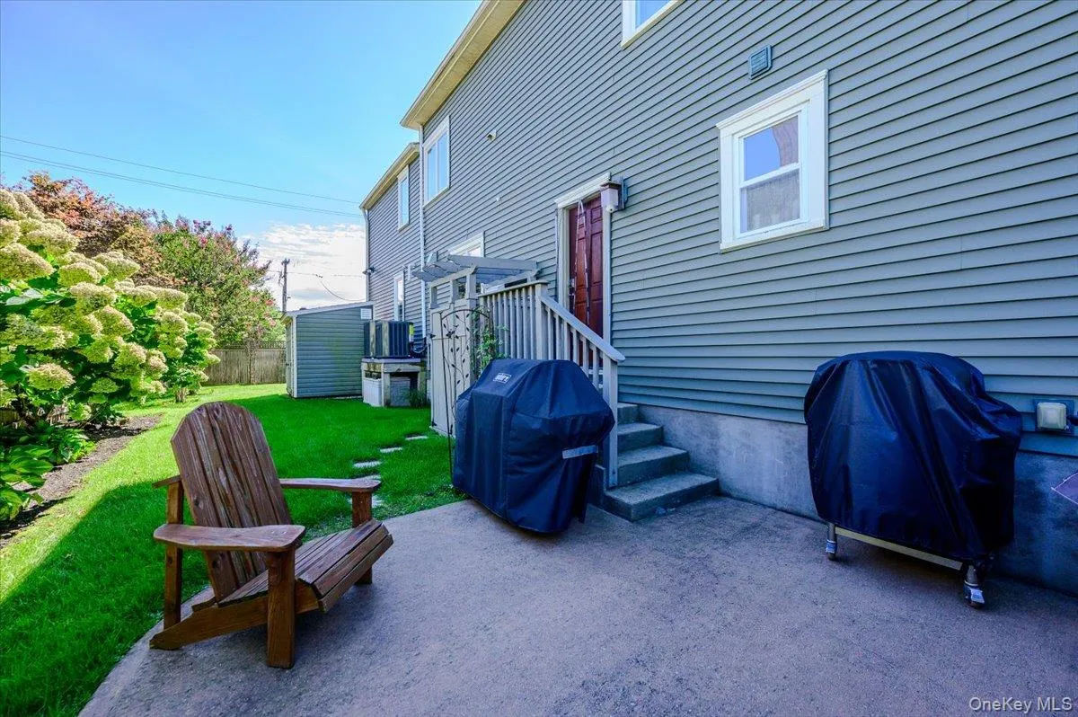 132 Blackheath Road, Hempstead, NY, 4 Bedrooms Bedrooms, 8 Rooms Rooms,3 BathroomsBathrooms,Residential,For Rent,Blackheath,0,1055626 132 Blackheath Road, Hempstead, NY, 4 Bedrooms Bedrooms, 8 Rooms Rooms,3 BathroomsBathrooms,Residential,For Rent,Blackheath,0,1055626