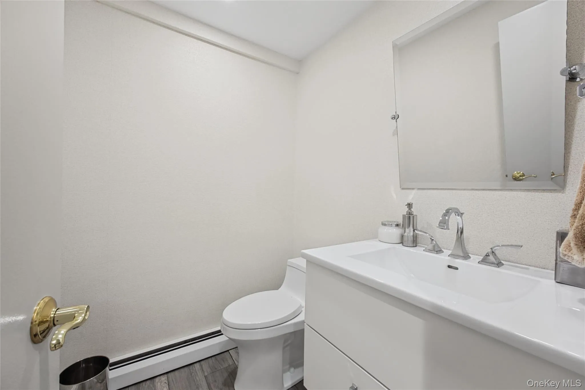 1875 Julian Lane, Hempstead, NY, 4 Bedrooms Bedrooms, 10 Rooms Rooms,2 BathroomsBathrooms,Residential,For Rent,Julian,0,1055630 1875 Julian Lane, Hempstead, NY, 4 Bedrooms Bedrooms, 10 Rooms Rooms,2 BathroomsBathrooms,Residential,For Rent,Julian,0,1055630