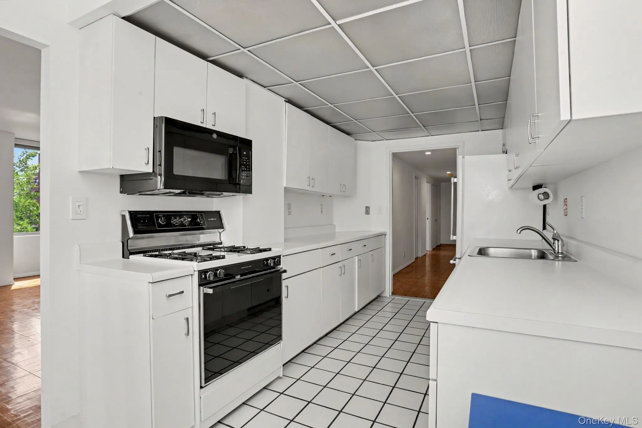 18 Shady Glen Court, New Rochelle, NY, 2 Bedrooms Bedrooms, 5 Rooms Rooms,2 BathroomsBathrooms,Residential,For Rent,Shady Glen,0,1055631 18 Shady Glen Court, New Rochelle, NY, 2 Bedrooms Bedrooms, 5 Rooms Rooms,2 BathroomsBathrooms,Residential,For Rent,Shady Glen,0,1055631