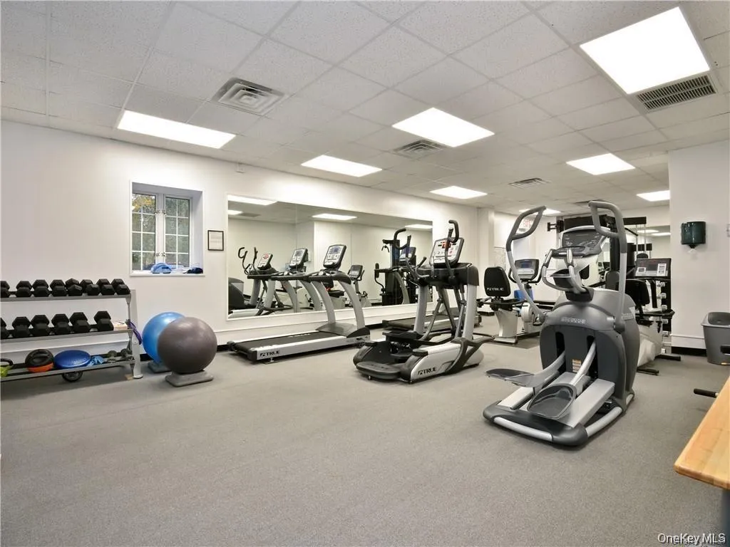 16 Chatsworth Avenue, Mamaroneck, NY, 1 Bedroom Bedrooms, 4 Rooms Rooms,1 BathroomBathrooms,Residential,For Rent,Chatsworth,0,1055632 16 Chatsworth Avenue, Mamaroneck, NY, 1 Bedroom Bedrooms, 4 Rooms Rooms,1 BathroomBathrooms,Residential,For Rent,Chatsworth,0,1055632