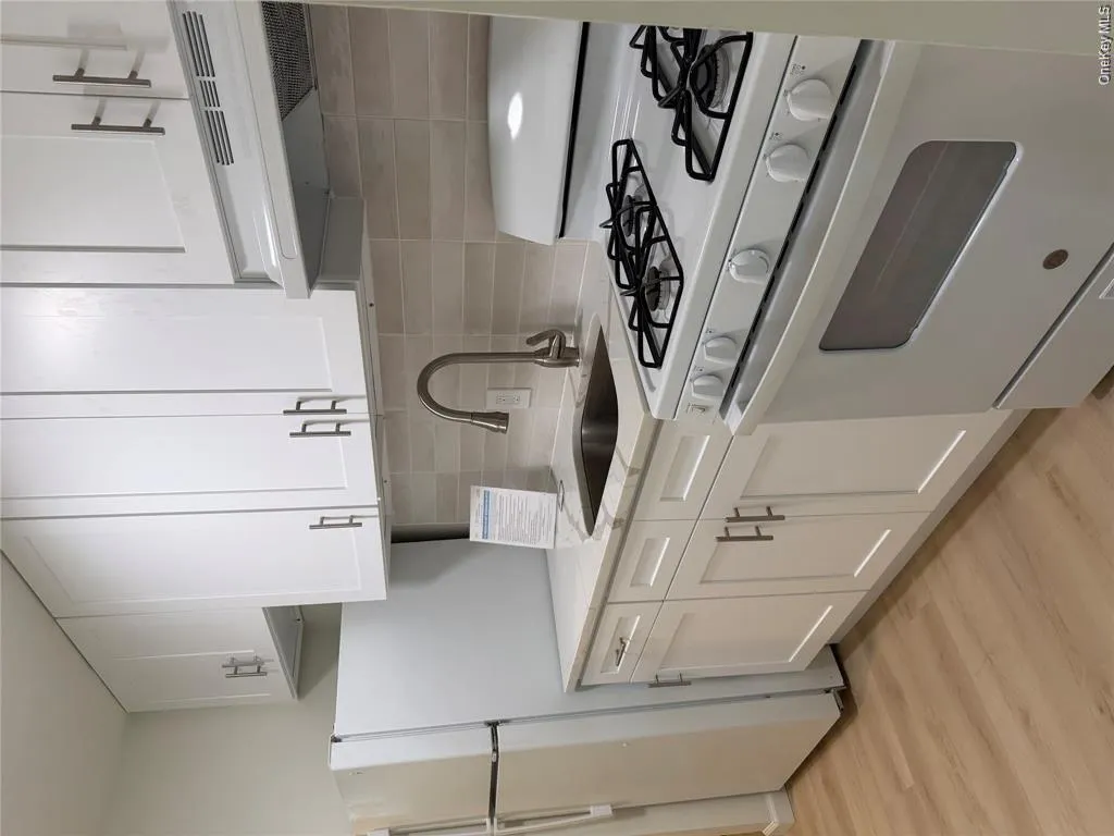 Updated Kitchen with new cabinets and countertops Updated Kitchen with new cabinets and countertops