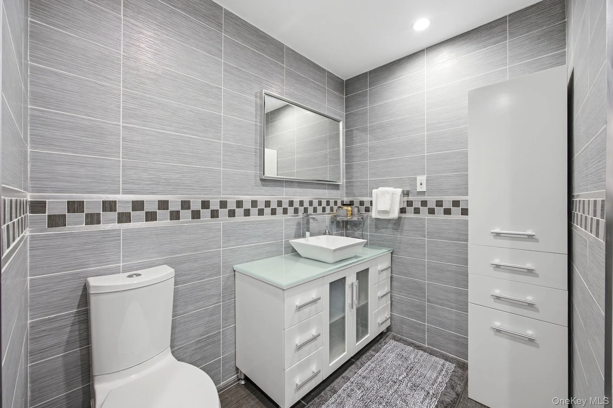 84-62 Austin Street, New York, NY, 1 Bedroom Bedrooms, 3 Rooms Rooms,1 BathroomBathrooms,Residential,For Rent,Austin,0,1055639 84-62 Austin Street, New York, NY, 1 Bedroom Bedrooms, 3 Rooms Rooms,1 BathroomBathrooms,Residential,For Rent,Austin,0,1055639