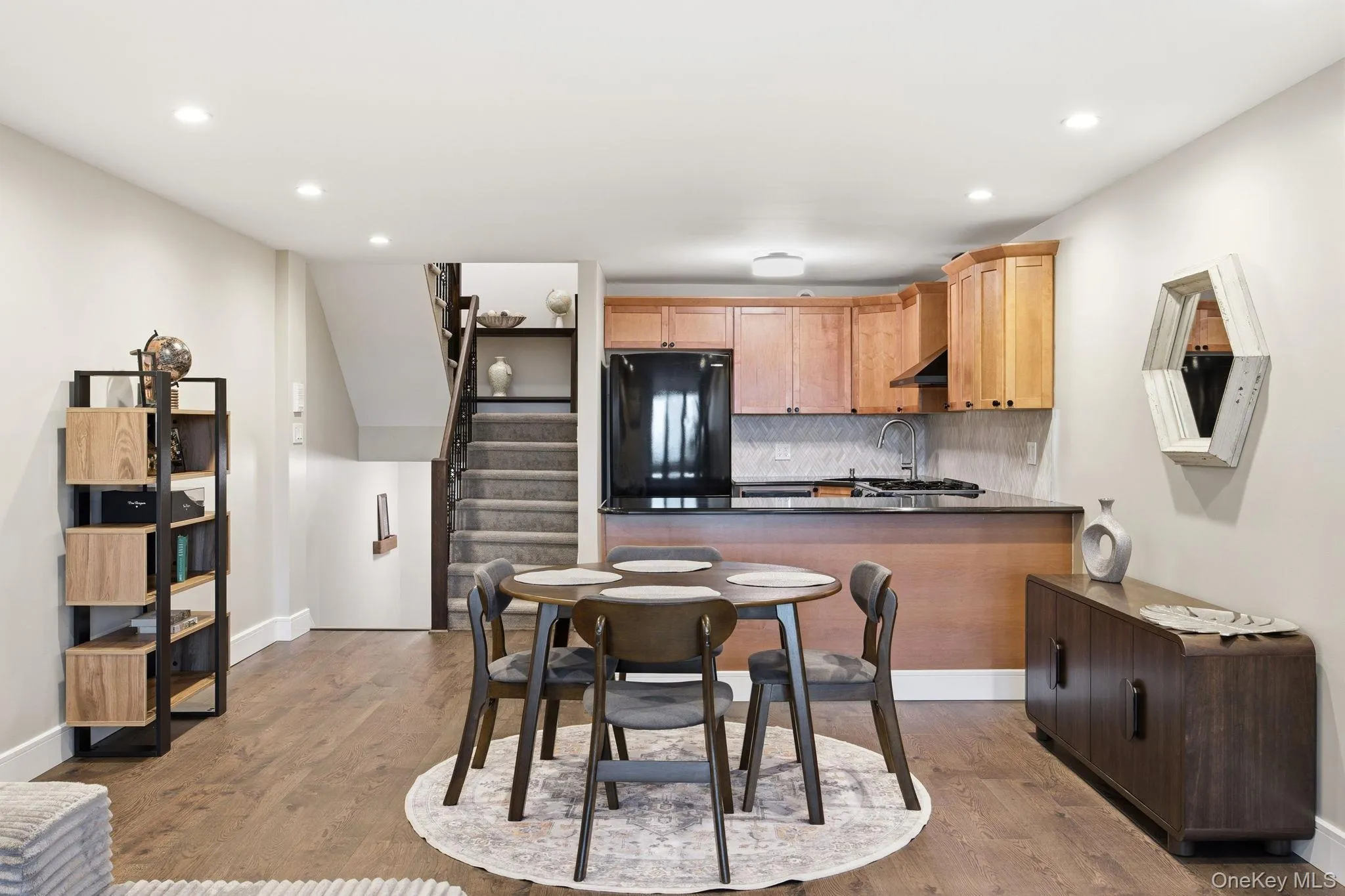 84-62 Austin Street, New York, NY, 1 Bedroom Bedrooms, 3 Rooms Rooms,1 BathroomBathrooms,Residential,For Rent,Austin,0,1055639 84-62 Austin Street, New York, NY, 1 Bedroom Bedrooms, 3 Rooms Rooms,1 BathroomBathrooms,Residential,For Rent,Austin,0,1055639