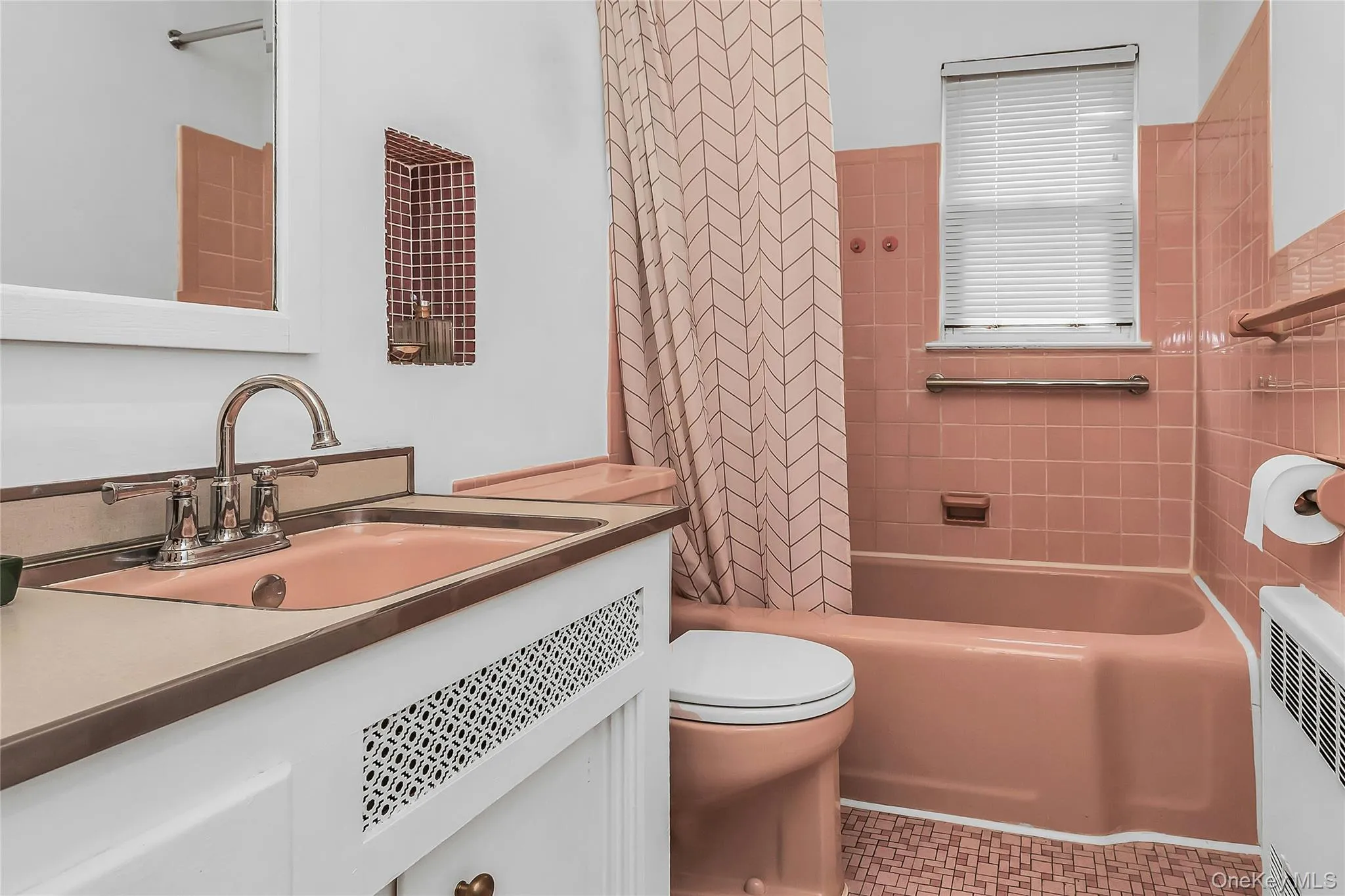 5 Plover Lane, Oyster Bay, NY, 2 Bedrooms Bedrooms, 5 Rooms Rooms,1 BathroomBathrooms,Residential,For Rent,Plover,0,1055640 5 Plover Lane, Oyster Bay, NY, 2 Bedrooms Bedrooms, 5 Rooms Rooms,1 BathroomBathrooms,Residential,For Rent,Plover,0,1055640