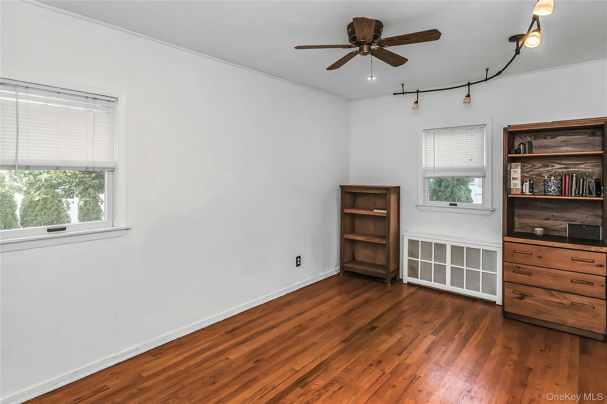 5 Plover Lane, Oyster Bay, NY, 2 Bedrooms Bedrooms, 5 Rooms Rooms,1 BathroomBathrooms,Residential,For Rent,Plover,0,1055640 5 Plover Lane, Oyster Bay, NY, 2 Bedrooms Bedrooms, 5 Rooms Rooms,1 BathroomBathrooms,Residential,For Rent,Plover,0,1055640