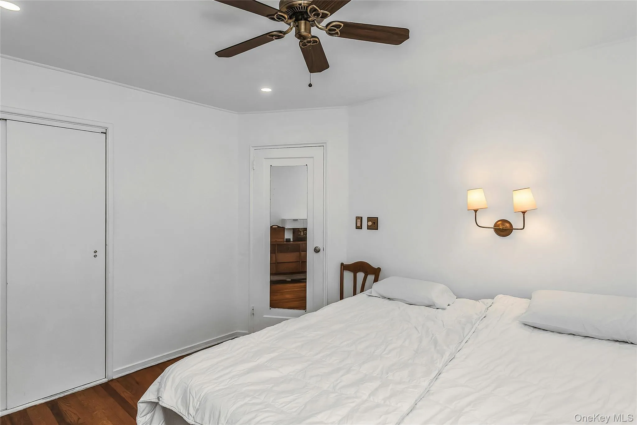 5 Plover Lane, Oyster Bay, NY, 2 Bedrooms Bedrooms, 5 Rooms Rooms,1 BathroomBathrooms,Residential,For Rent,Plover,0,1055640 5 Plover Lane, Oyster Bay, NY, 2 Bedrooms Bedrooms, 5 Rooms Rooms,1 BathroomBathrooms,Residential,For Rent,Plover,0,1055640