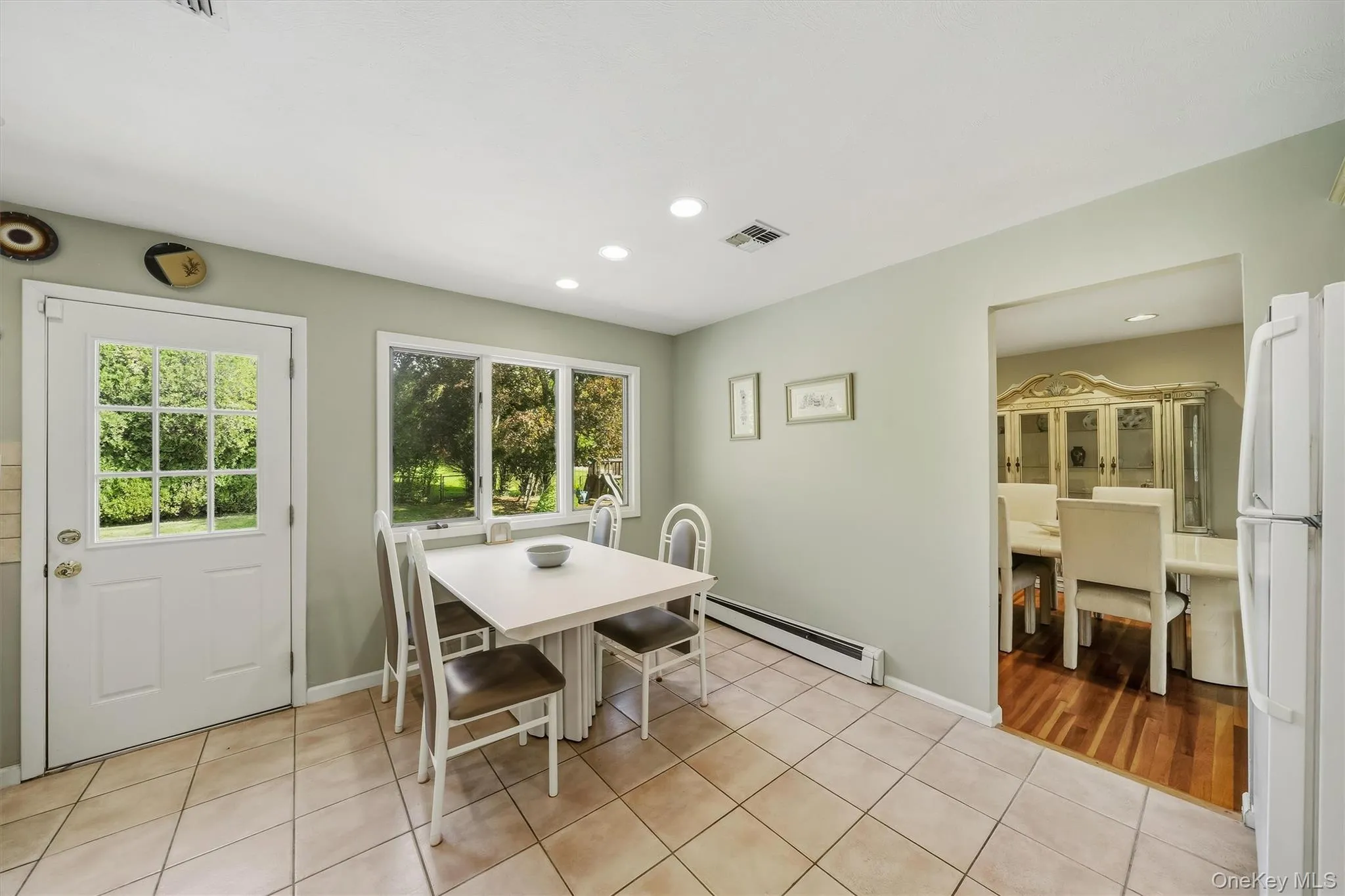 4 Letts Circle, Monroe, NY, 4 Bedrooms Bedrooms, 8 Rooms Rooms,2 BathroomsBathrooms,Residential,For Rent,Letts,0,1055643 4 Letts Circle, Monroe, NY, 4 Bedrooms Bedrooms, 8 Rooms Rooms,2 BathroomsBathrooms,Residential,For Rent,Letts,0,1055643