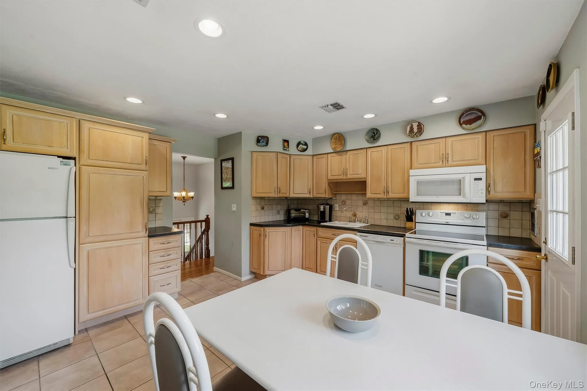 4 Letts Circle, Monroe, NY, 4 Bedrooms Bedrooms, 8 Rooms Rooms,2 BathroomsBathrooms,Residential,For Rent,Letts,0,1055643 4 Letts Circle, Monroe, NY, 4 Bedrooms Bedrooms, 8 Rooms Rooms,2 BathroomsBathrooms,Residential,For Rent,Letts,0,1055643