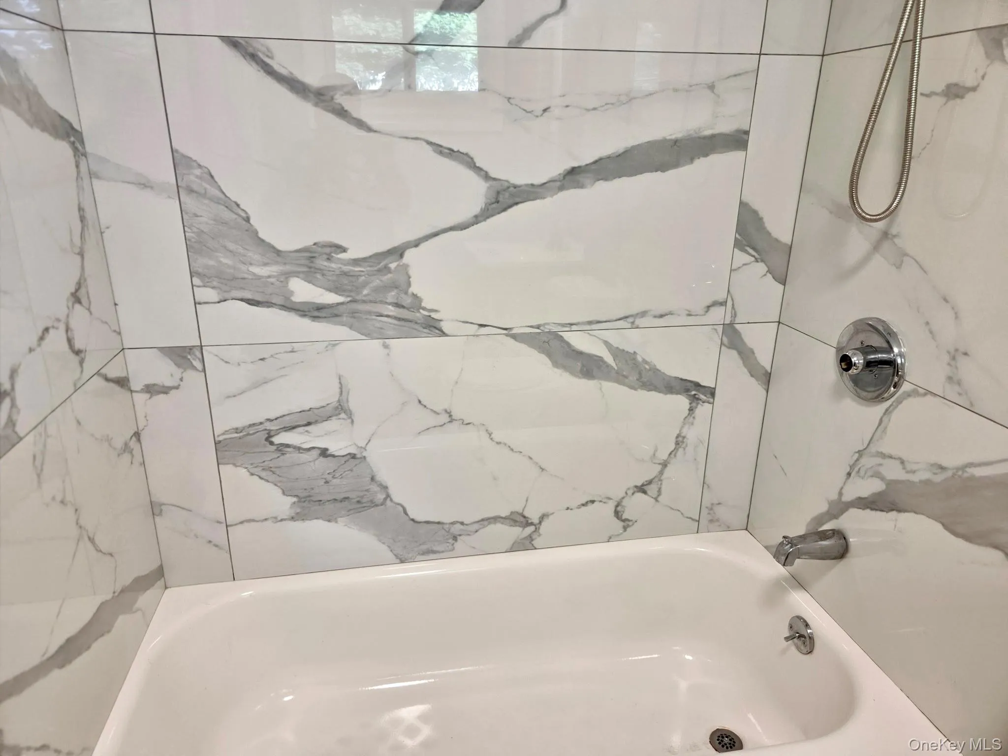 11 Centerwood Street, Babylon, NY, 2 Bedroom Bedrooms, 5 Room Rooms,1 BathroomBathrooms,Residential Lease,For Rent,Centerwood,0,1055645 11 Centerwood Street, Babylon, NY, 2 Bedroom Bedrooms, 5 Room Rooms,1 BathroomBathrooms,Residential Lease,For Rent,Centerwood,0,1055645