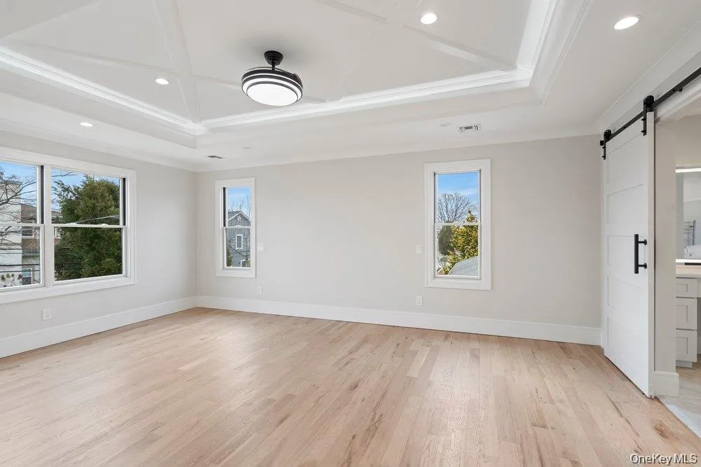 35 Main Parkway, Oyster Bay, NY, 5 Bedroom Bedrooms, 10 Room Rooms,3 BathroomBathrooms,Residential Lease,For Rent,Main,0,1055650 35 Main Parkway, Oyster Bay, NY, 5 Bedroom Bedrooms, 10 Room Rooms,3 BathroomBathrooms,Residential Lease,For Rent,Main,0,1055650