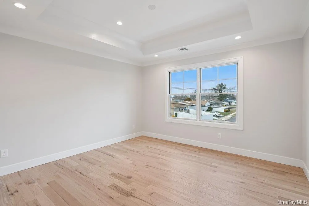 35 Main Parkway, Oyster Bay, NY, 5 Bedroom Bedrooms, 10 Room Rooms,3 BathroomBathrooms,Residential Lease,For Rent,Main,0,1055650 35 Main Parkway, Oyster Bay, NY, 5 Bedroom Bedrooms, 10 Room Rooms,3 BathroomBathrooms,Residential Lease,For Rent,Main,0,1055650