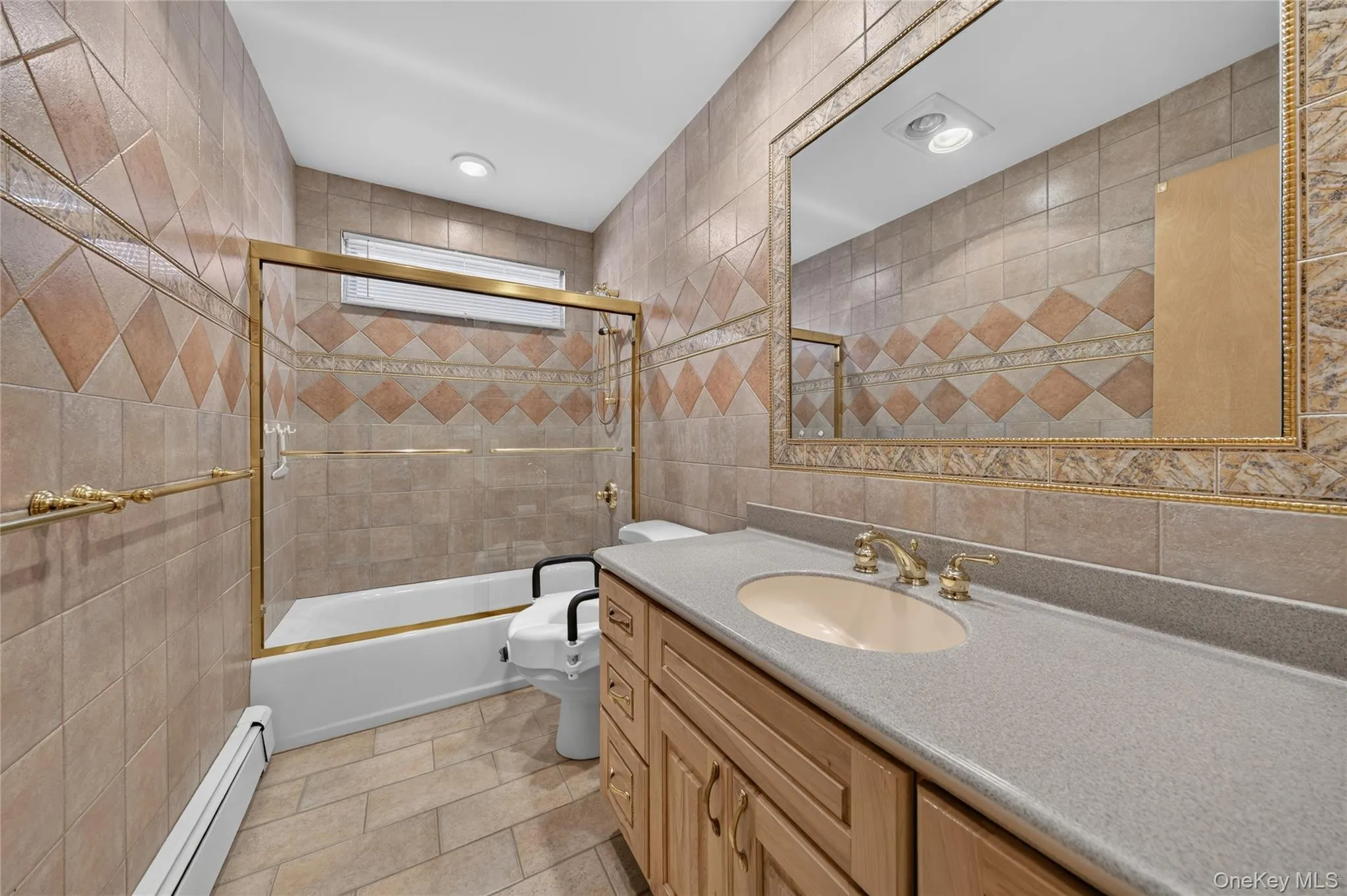 9 Groton Lane, Brookhaven, NY, 3 Bedrooms Bedrooms, 7 Rooms Rooms,2 BathroomsBathrooms,Residential,For Rent,Groton,0,1055652 9 Groton Lane, Brookhaven, NY, 3 Bedrooms Bedrooms, 7 Rooms Rooms,2 BathroomsBathrooms,Residential,For Rent,Groton,0,1055652