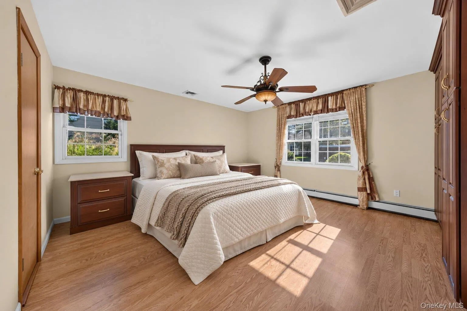 9 Groton Lane, Brookhaven, NY, 3 Bedrooms Bedrooms, 7 Rooms Rooms,2 BathroomsBathrooms,Residential,For Rent,Groton,0,1055652 9 Groton Lane, Brookhaven, NY, 3 Bedrooms Bedrooms, 7 Rooms Rooms,2 BathroomsBathrooms,Residential,For Rent,Groton,0,1055652