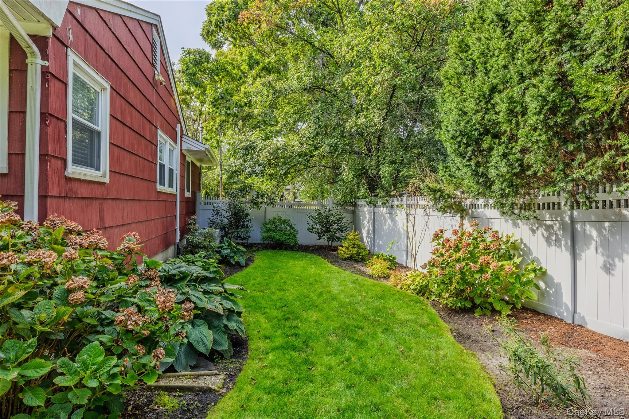 51 Beachfern Road, Brookhaven, NY, 3 Bedrooms Bedrooms, 7 Rooms Rooms,2 BathroomsBathrooms,Residential,For Rent,Beachfern,0,1055660 51 Beachfern Road, Brookhaven, NY, 3 Bedrooms Bedrooms, 7 Rooms Rooms,2 BathroomsBathrooms,Residential,For Rent,Beachfern,0,1055660