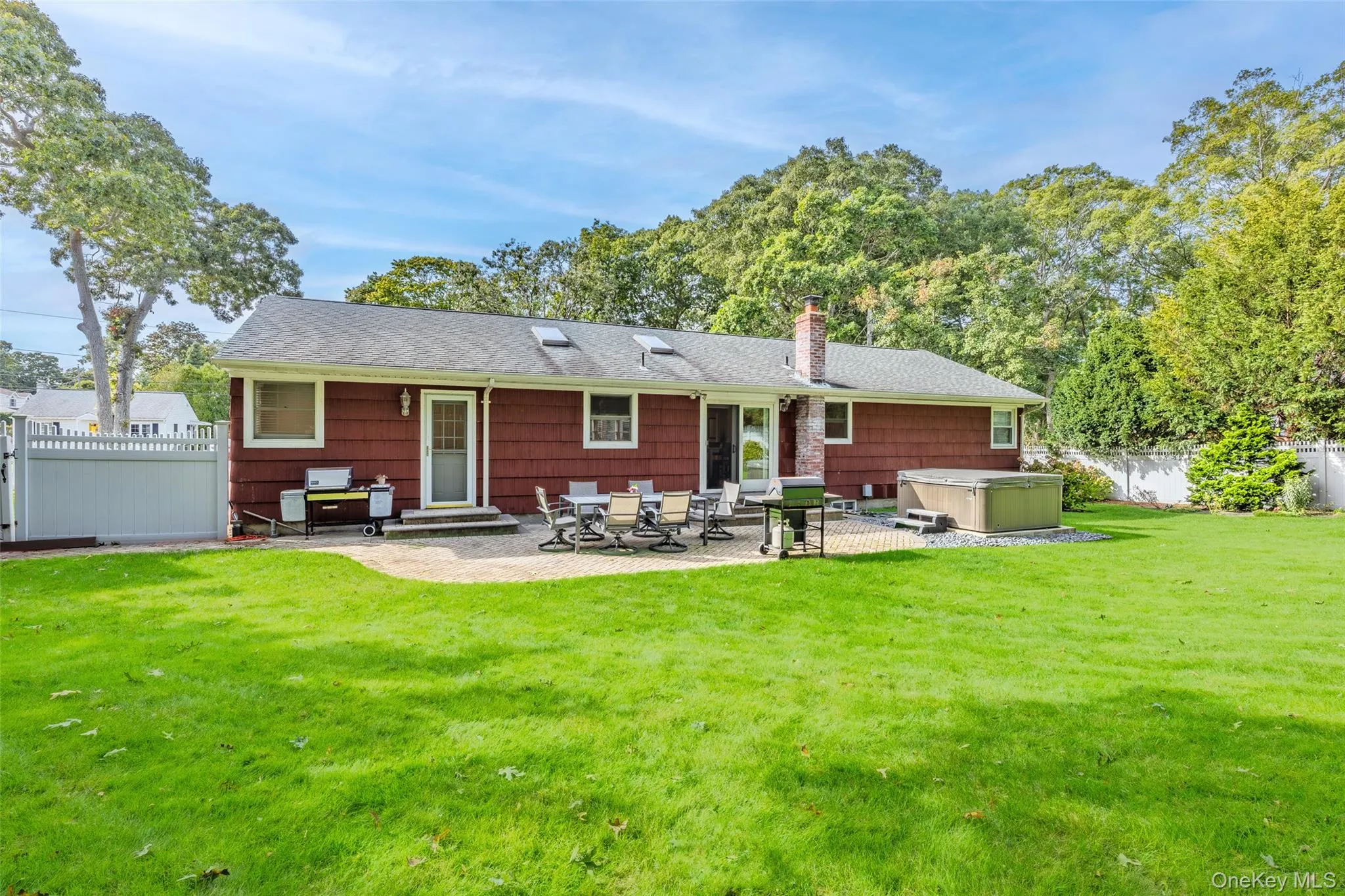 51 Beachfern Road, Brookhaven, NY, 3 Bedrooms Bedrooms, 7 Rooms Rooms,2 BathroomsBathrooms,Residential,For Rent,Beachfern,0,1055660 51 Beachfern Road, Brookhaven, NY, 3 Bedrooms Bedrooms, 7 Rooms Rooms,2 BathroomsBathrooms,Residential,For Rent,Beachfern,0,1055660