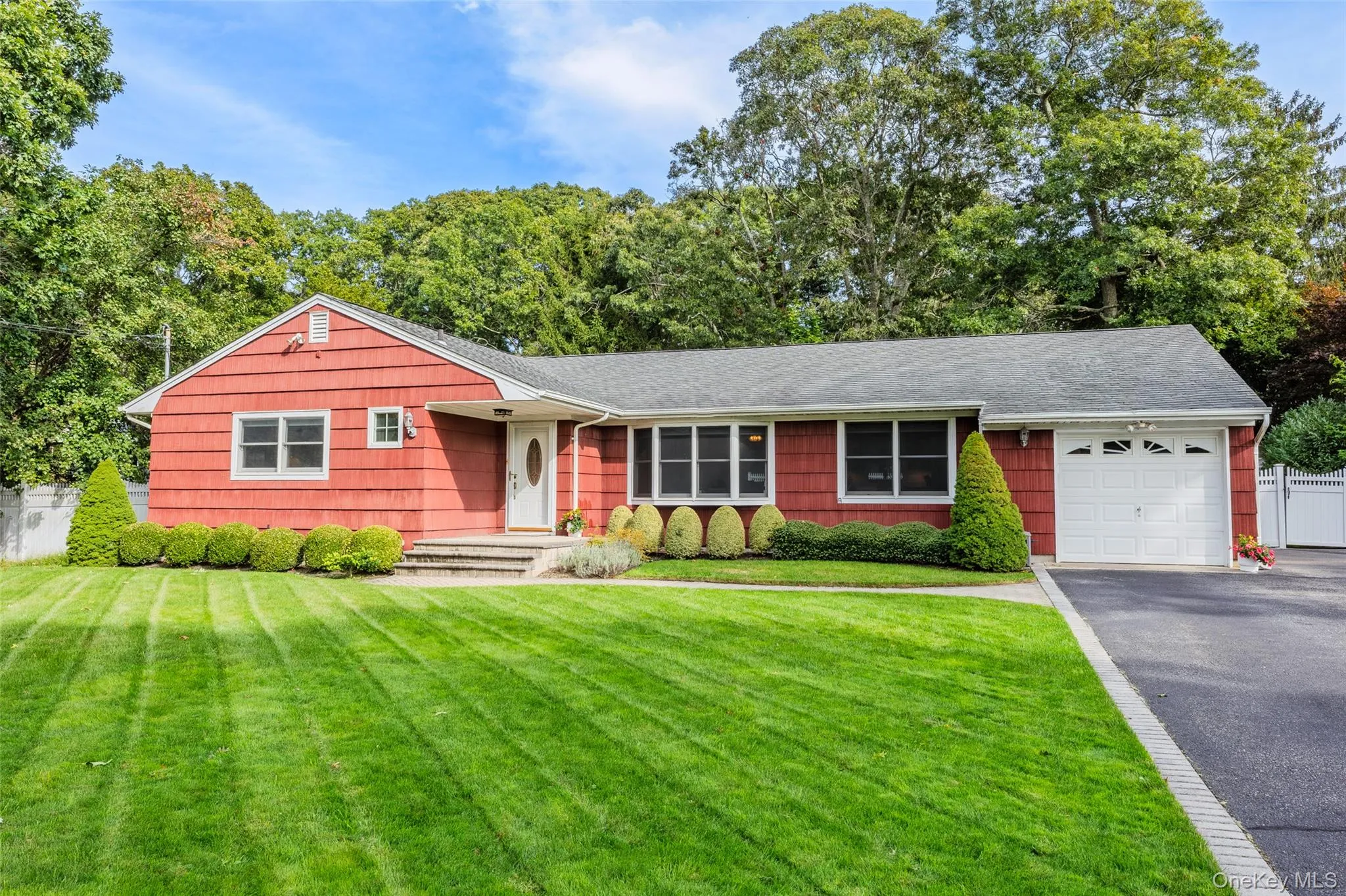 51 Beachfern Road, Brookhaven, NY, 3 Bedrooms Bedrooms, 7 Rooms Rooms,2 BathroomsBathrooms,Residential,For Rent,Beachfern,0,1055660 51 Beachfern Road, Brookhaven, NY, 3 Bedrooms Bedrooms, 7 Rooms Rooms,2 BathroomsBathrooms,Residential,For Rent,Beachfern,0,1055660