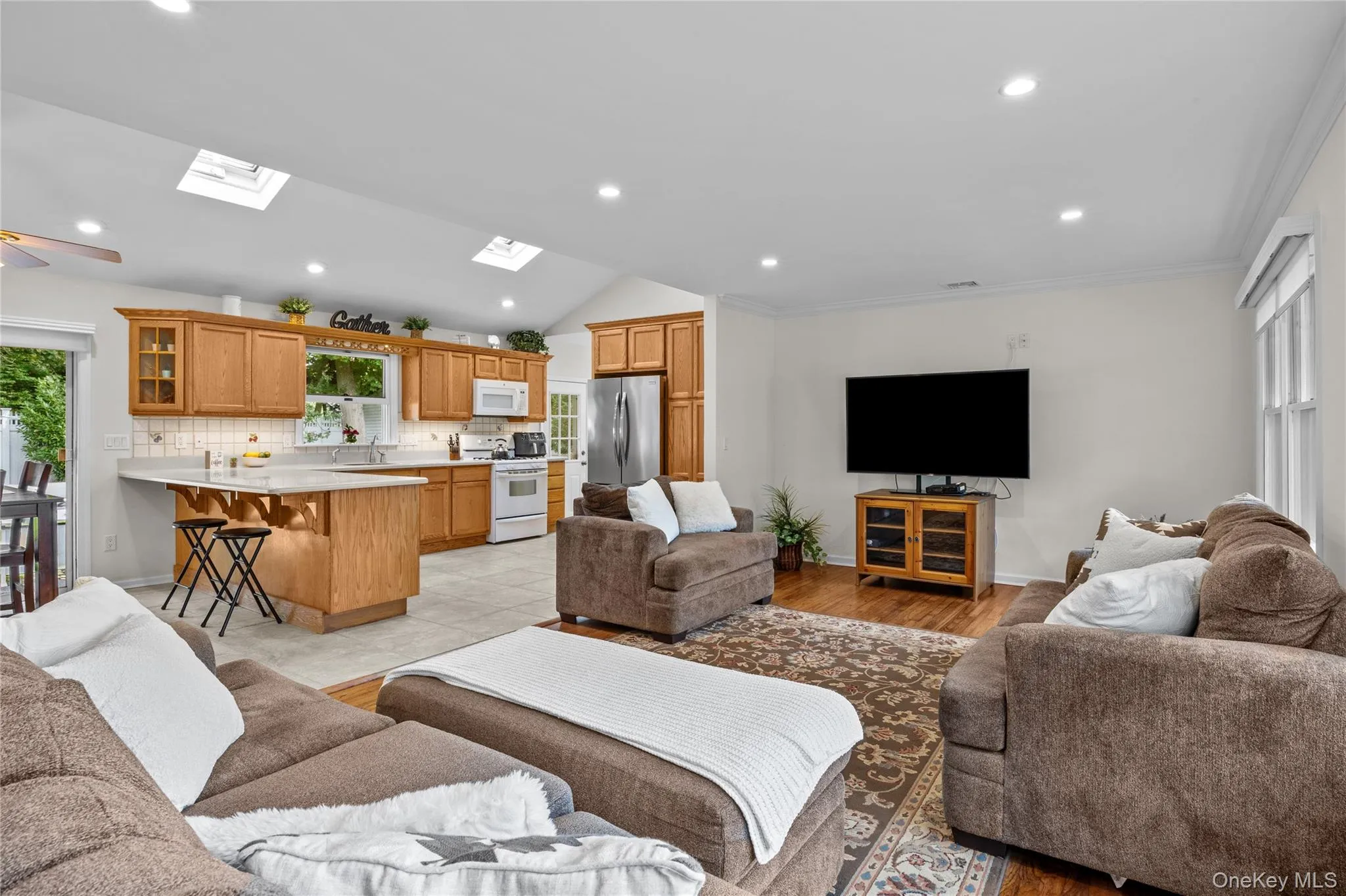 51 Beachfern Road, Brookhaven, NY, 3 Bedrooms Bedrooms, 7 Rooms Rooms,2 BathroomsBathrooms,Residential,For Rent,Beachfern,0,1055660 51 Beachfern Road, Brookhaven, NY, 3 Bedrooms Bedrooms, 7 Rooms Rooms,2 BathroomsBathrooms,Residential,For Rent,Beachfern,0,1055660