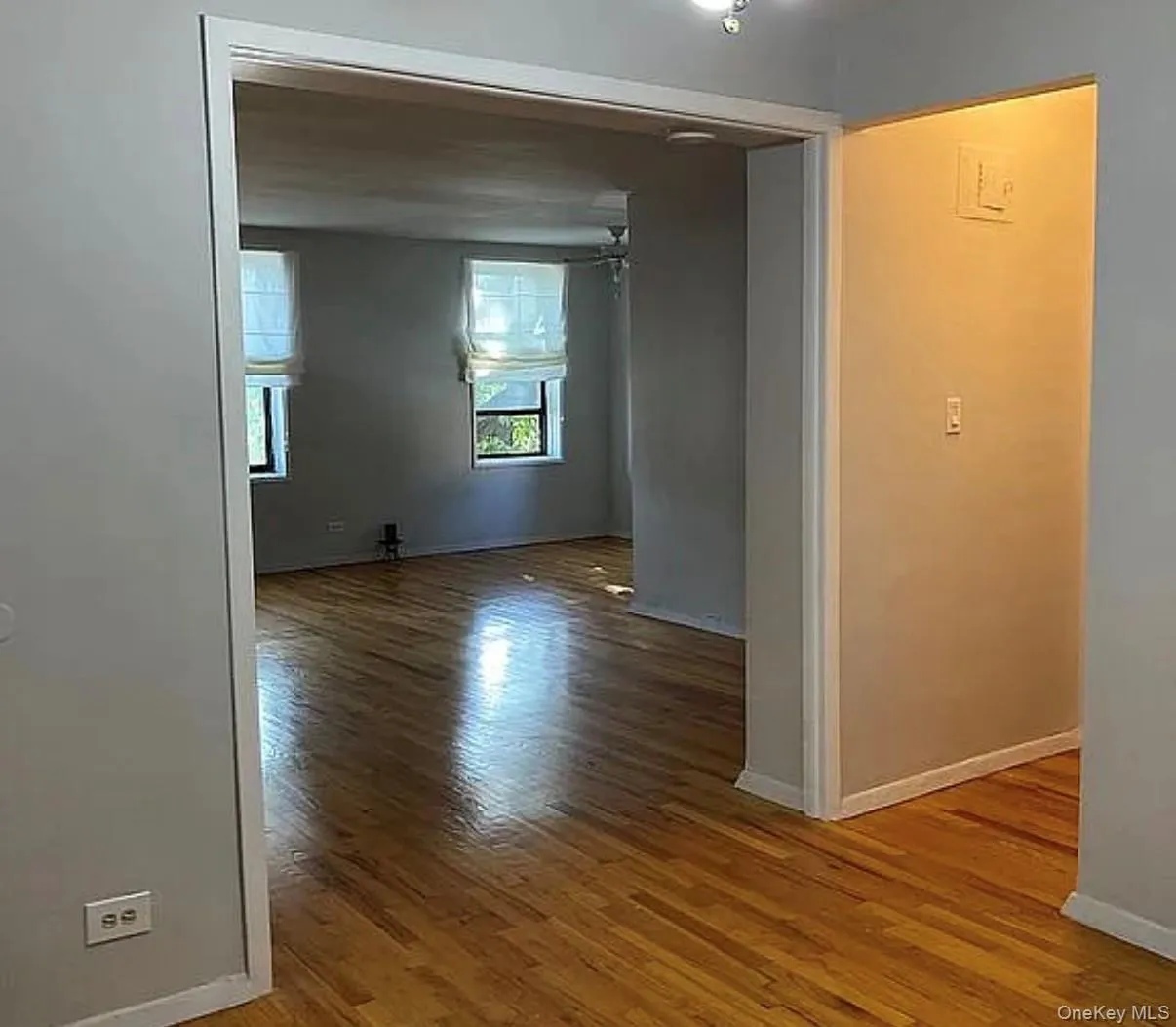 88-30 182nd Street, New York, NY, 3 Rooms Rooms,1 BathroomBathrooms,Residential,For Rent,182nd,0,1055662 88-30 182nd Street, New York, NY, 3 Rooms Rooms,1 BathroomBathrooms,Residential,For Rent,182nd,0,1055662