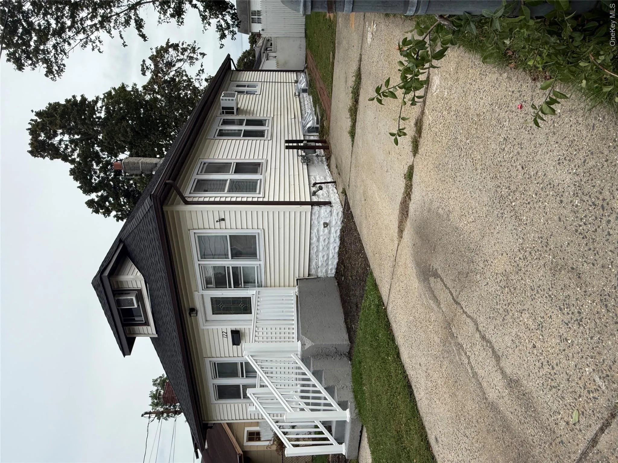 122 Dehnhoff Avenue, Hempstead, NY, 3 Bedrooms Bedrooms, 11 Rooms Rooms,2 BathroomsBathrooms,Residential,For Rent,Dehnhoff,0,1055663 122 Dehnhoff Avenue, Hempstead, NY, 3 Bedrooms Bedrooms, 11 Rooms Rooms,2 BathroomsBathrooms,Residential,For Rent,Dehnhoff,0,1055663