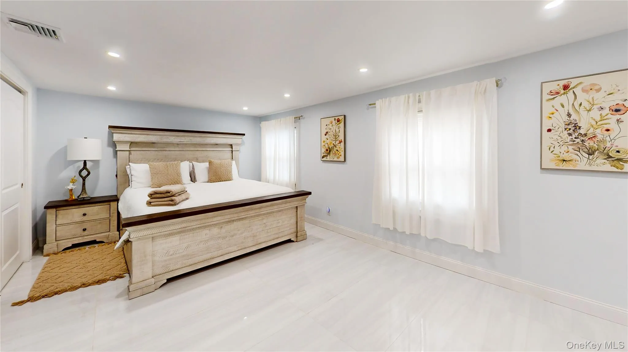 41 Campus Drive, Brookhaven, NY, 4 Bedrooms Bedrooms, 10 Rooms Rooms,2 BathroomsBathrooms,Residential,For Rent,Campus,0,1055665 41 Campus Drive, Brookhaven, NY, 4 Bedrooms Bedrooms, 10 Rooms Rooms,2 BathroomsBathrooms,Residential,For Rent,Campus,0,1055665