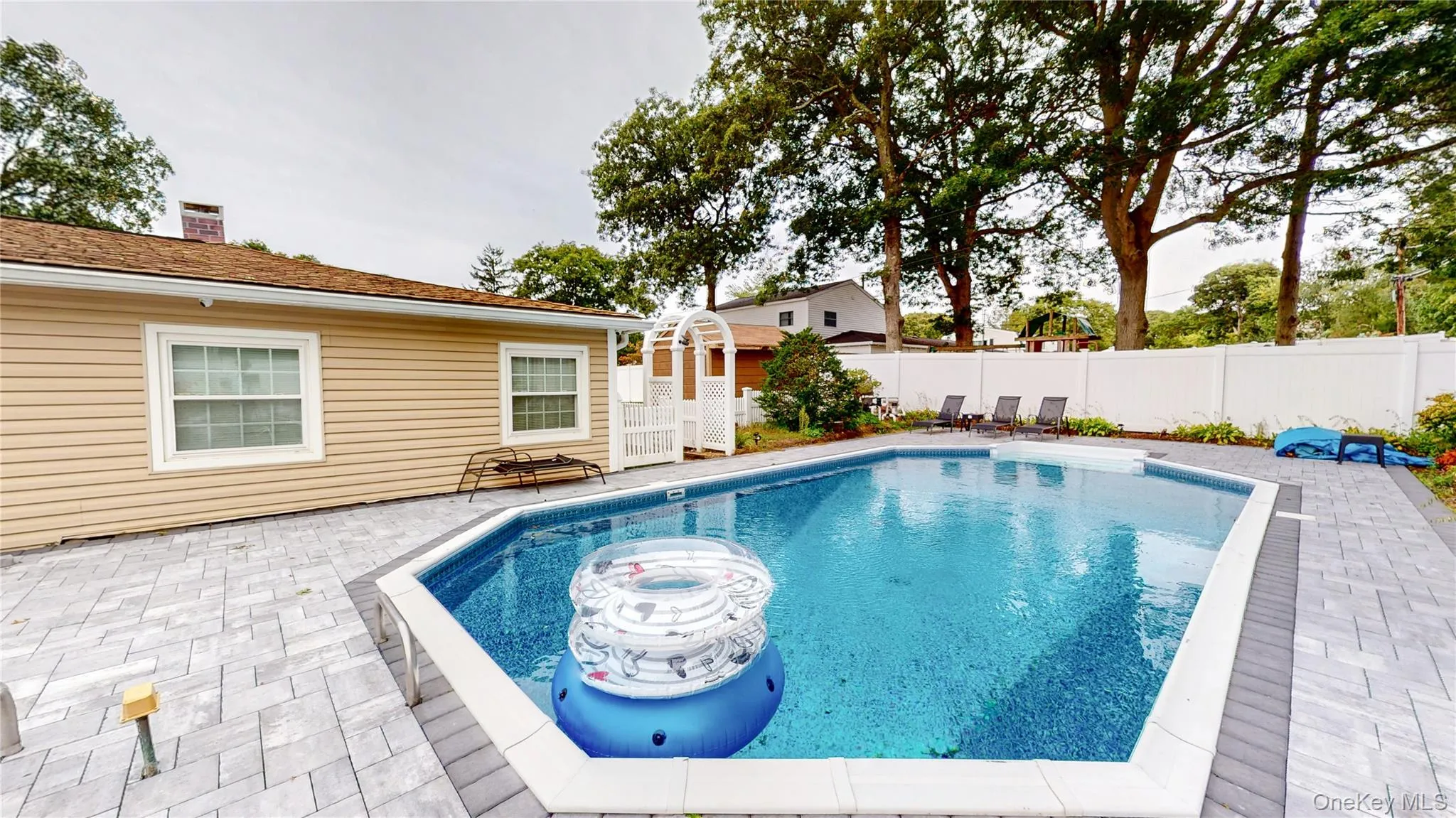 41 Campus Drive, Brookhaven, NY, 4 Bedrooms Bedrooms, 10 Rooms Rooms,2 BathroomsBathrooms,Residential,For Rent,Campus,0,1055665 41 Campus Drive, Brookhaven, NY, 4 Bedrooms Bedrooms, 10 Rooms Rooms,2 BathroomsBathrooms,Residential,For Rent,Campus,0,1055665